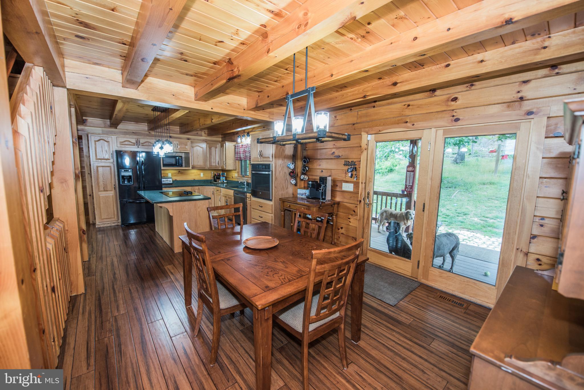 ROUND TOP ESTATES - Residential