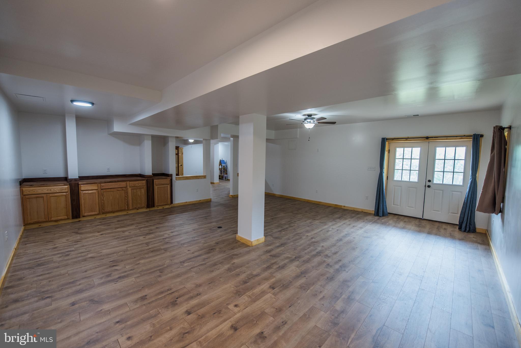 ROUND TOP ESTATES - Residential