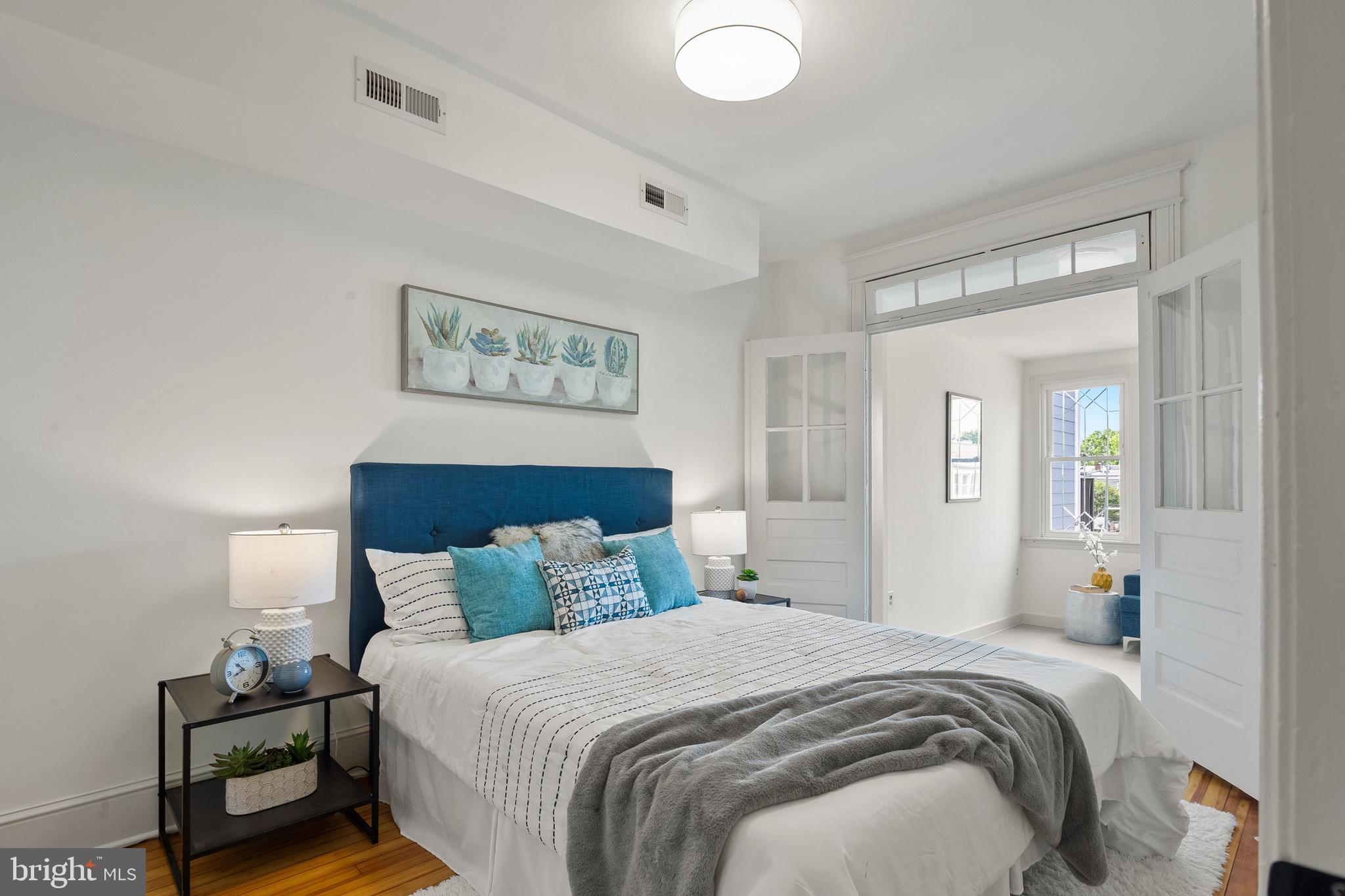 HILL EAST - Residential