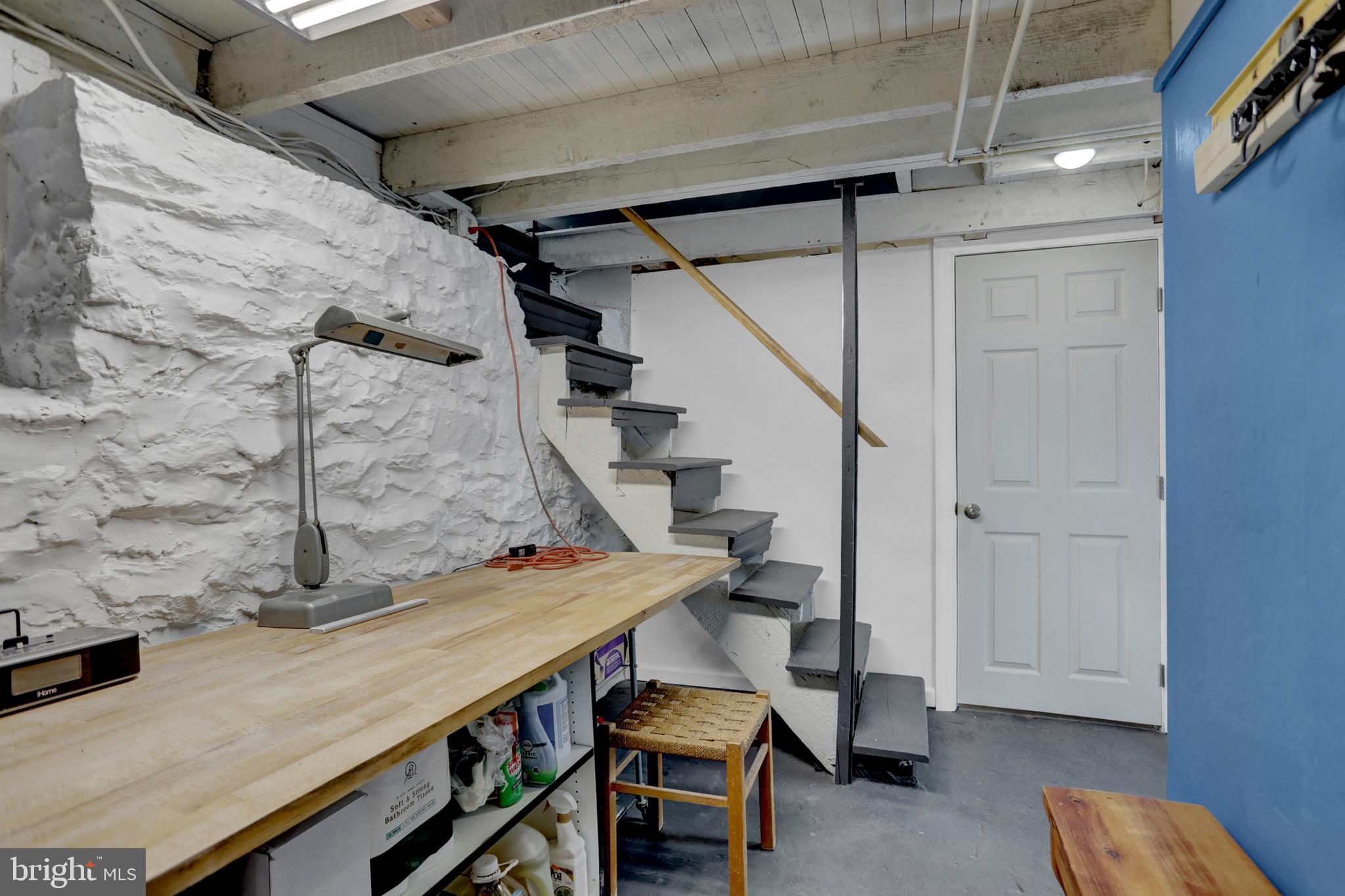 LAURAVILLE HISTORIC DISTRICT - Residential