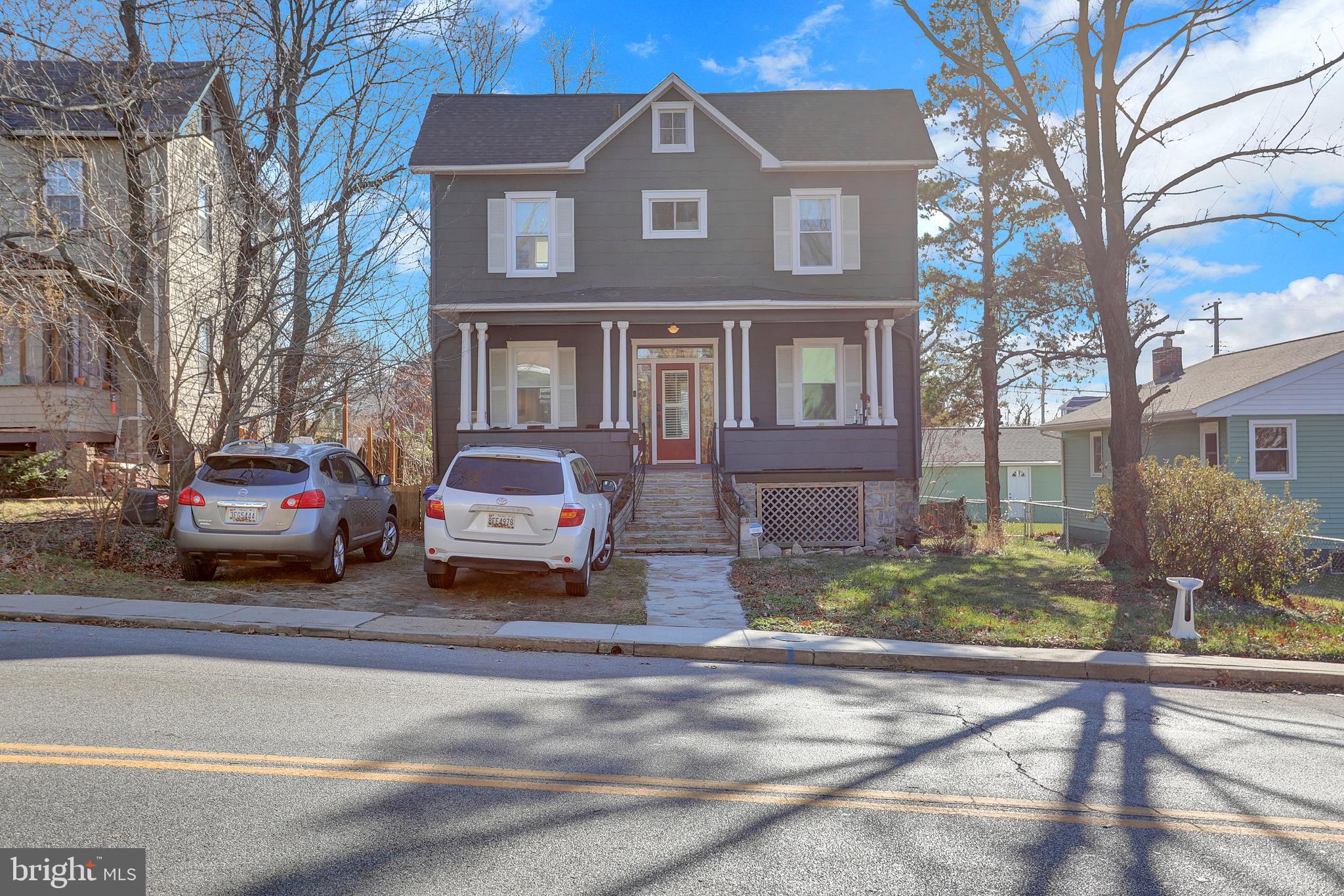 LAURAVILLE HISTORIC DISTRICT - Residential