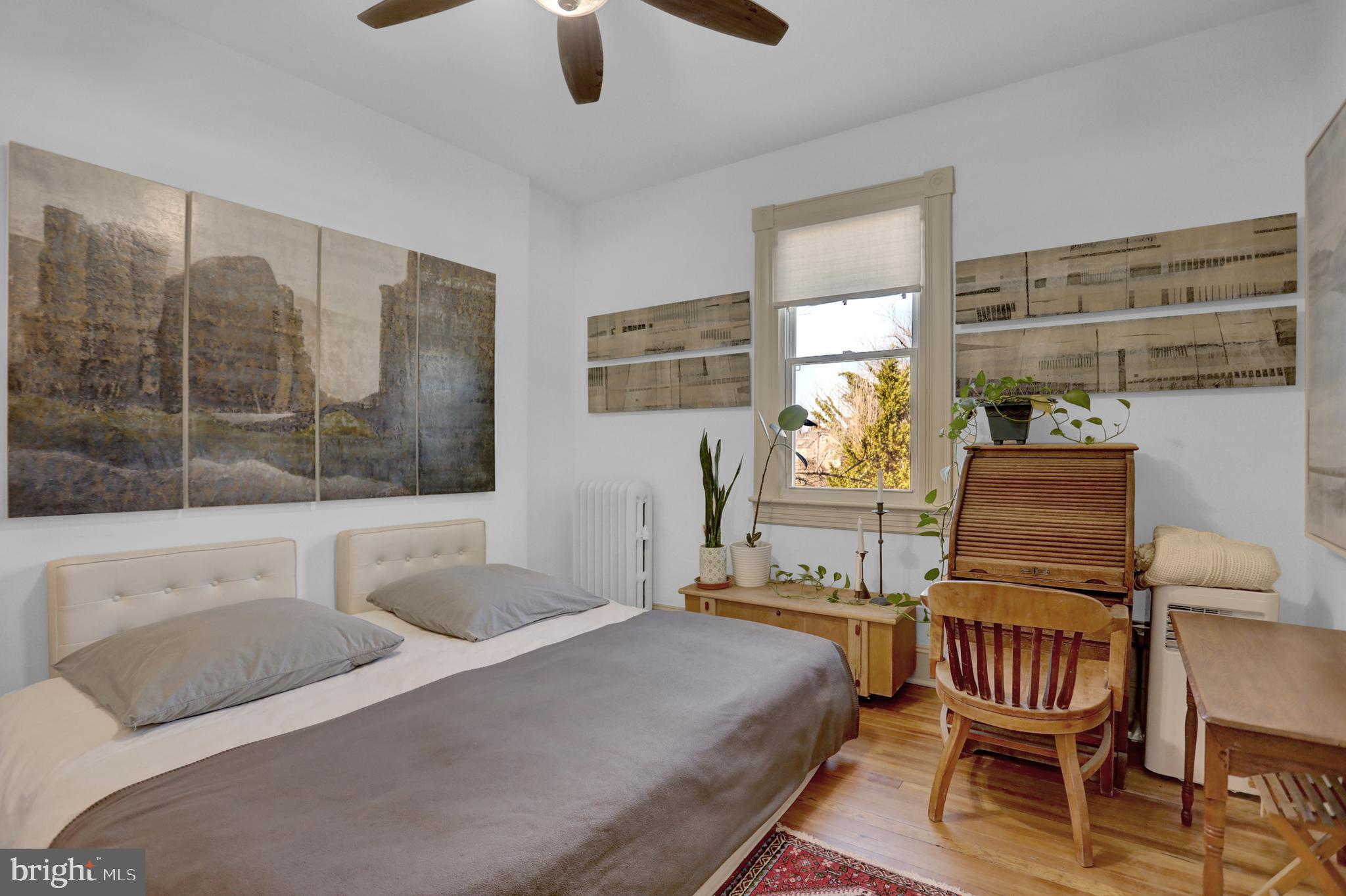 LAURAVILLE HISTORIC DISTRICT - Residential