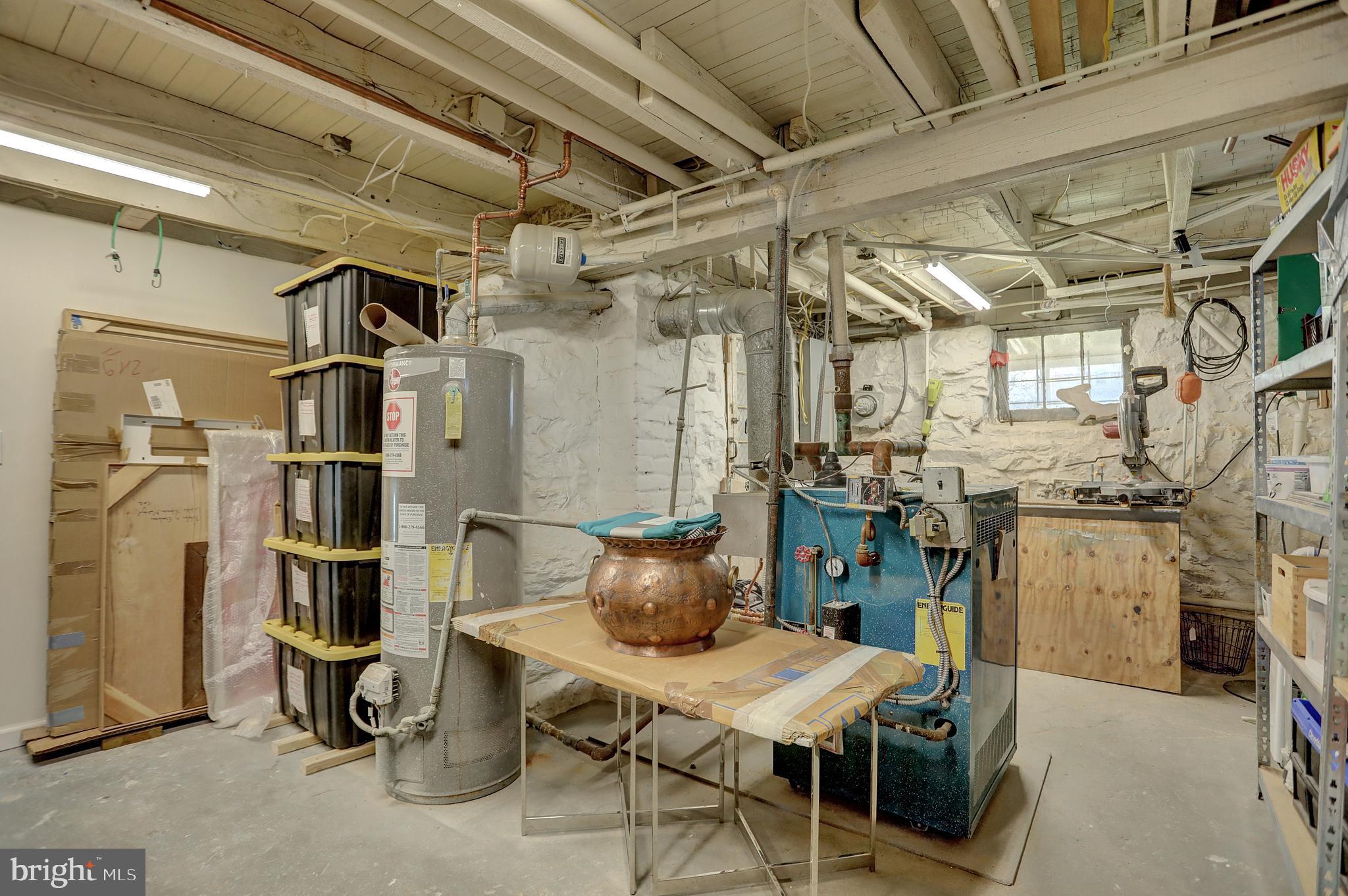 LAURAVILLE HISTORIC DISTRICT - Residential