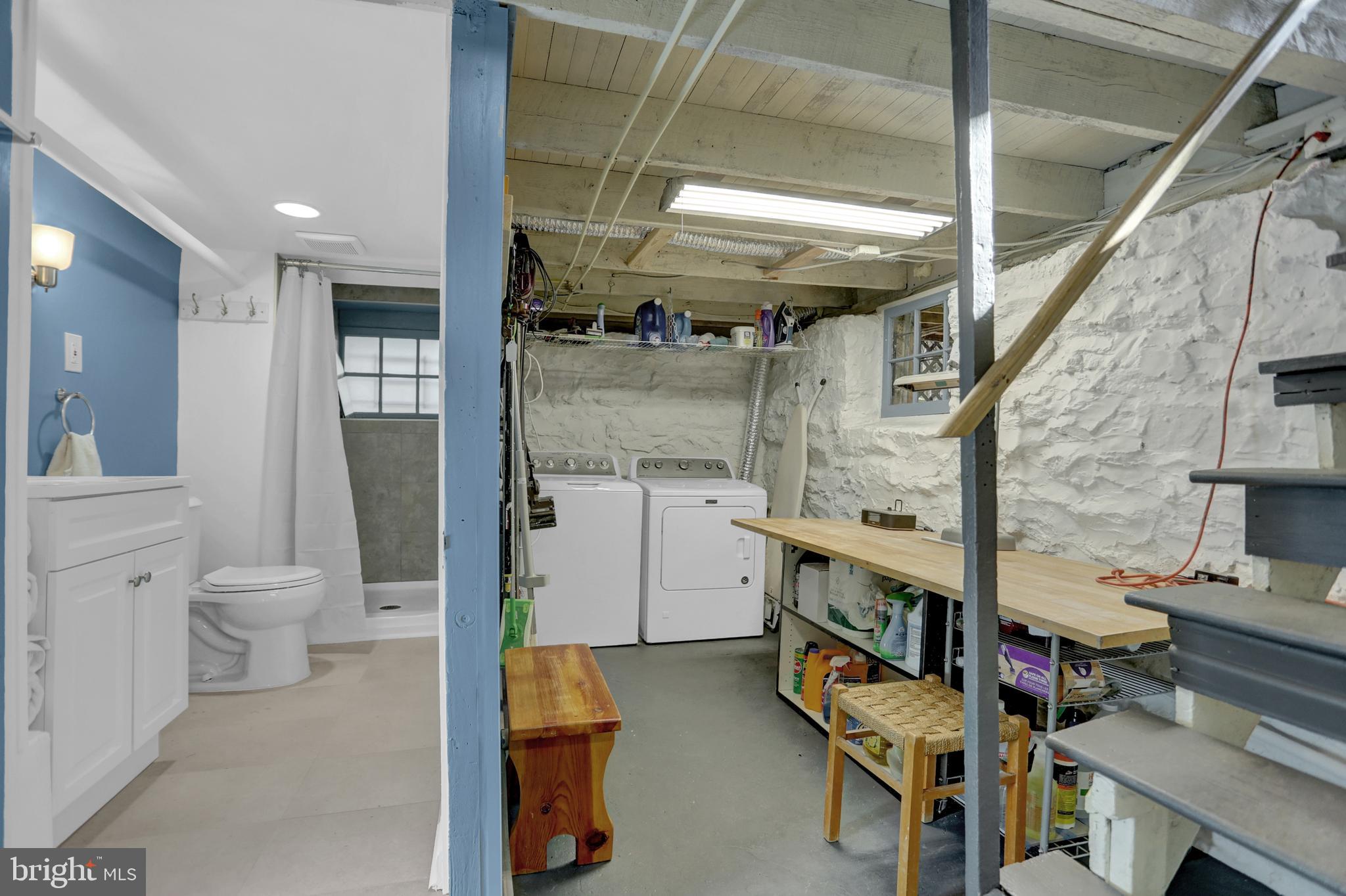 LAURAVILLE HISTORIC DISTRICT - Residential