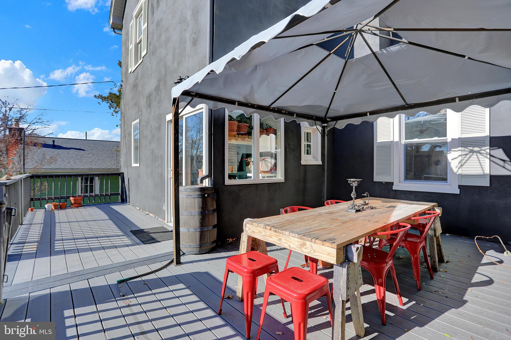 LAURAVILLE HISTORIC DISTRICT - Residential