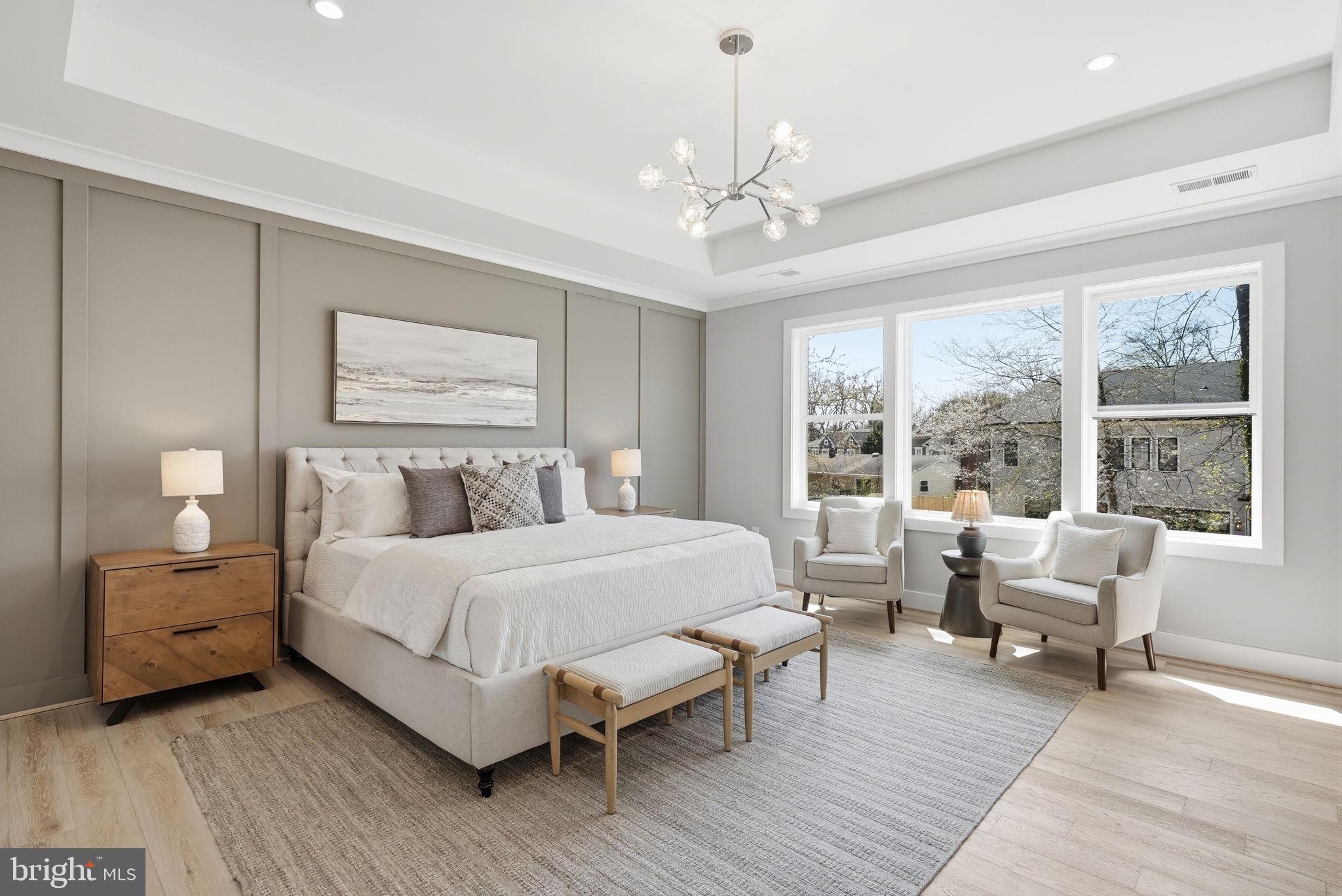 VIENNA WOODS - Residential