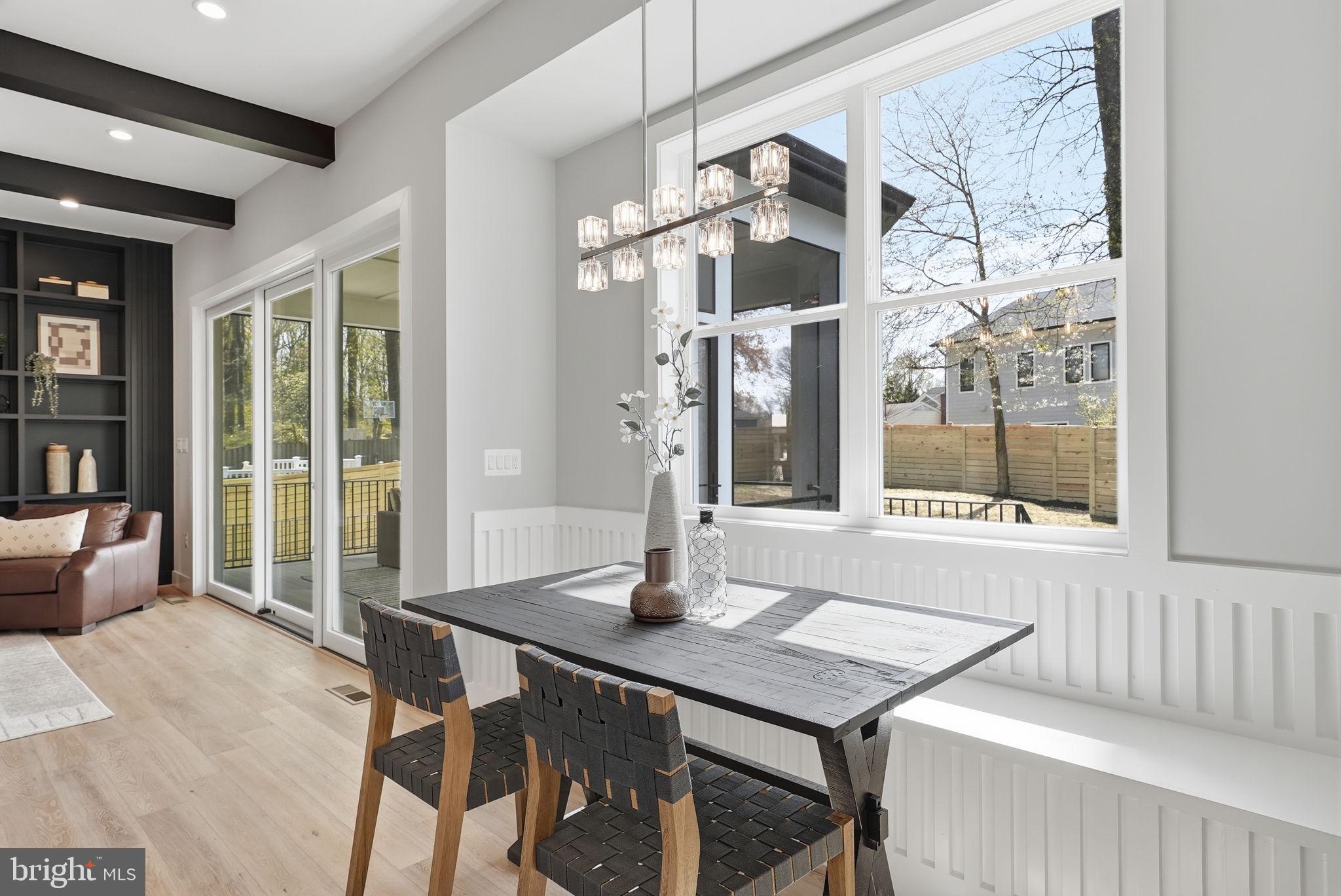 VIENNA WOODS - Residential