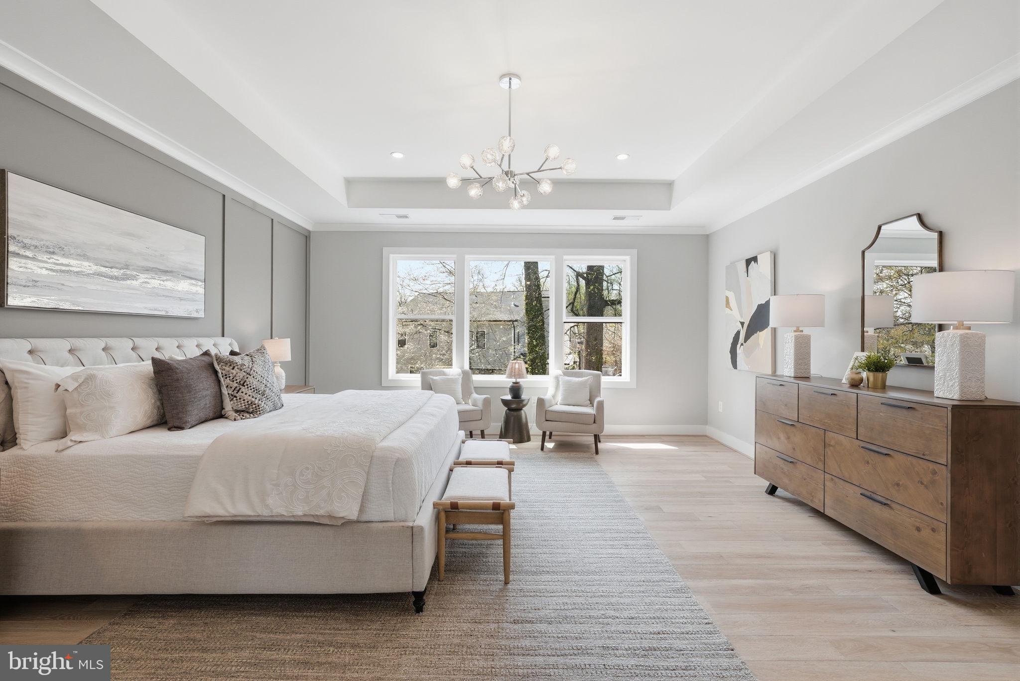 VIENNA WOODS - Residential