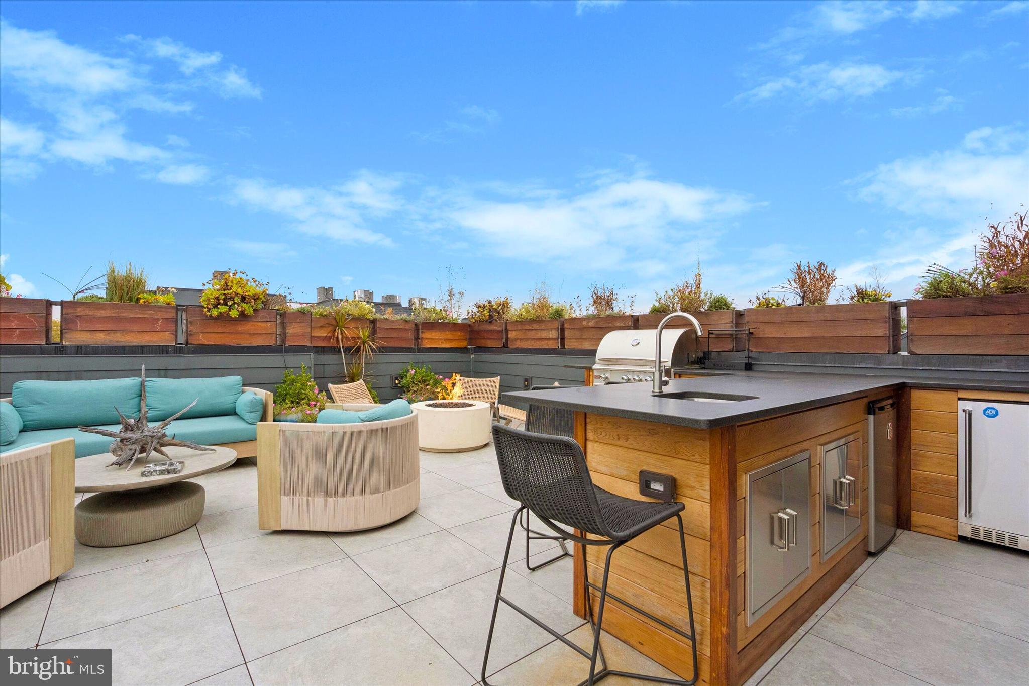 PASSYUNK SQUARE - Residential