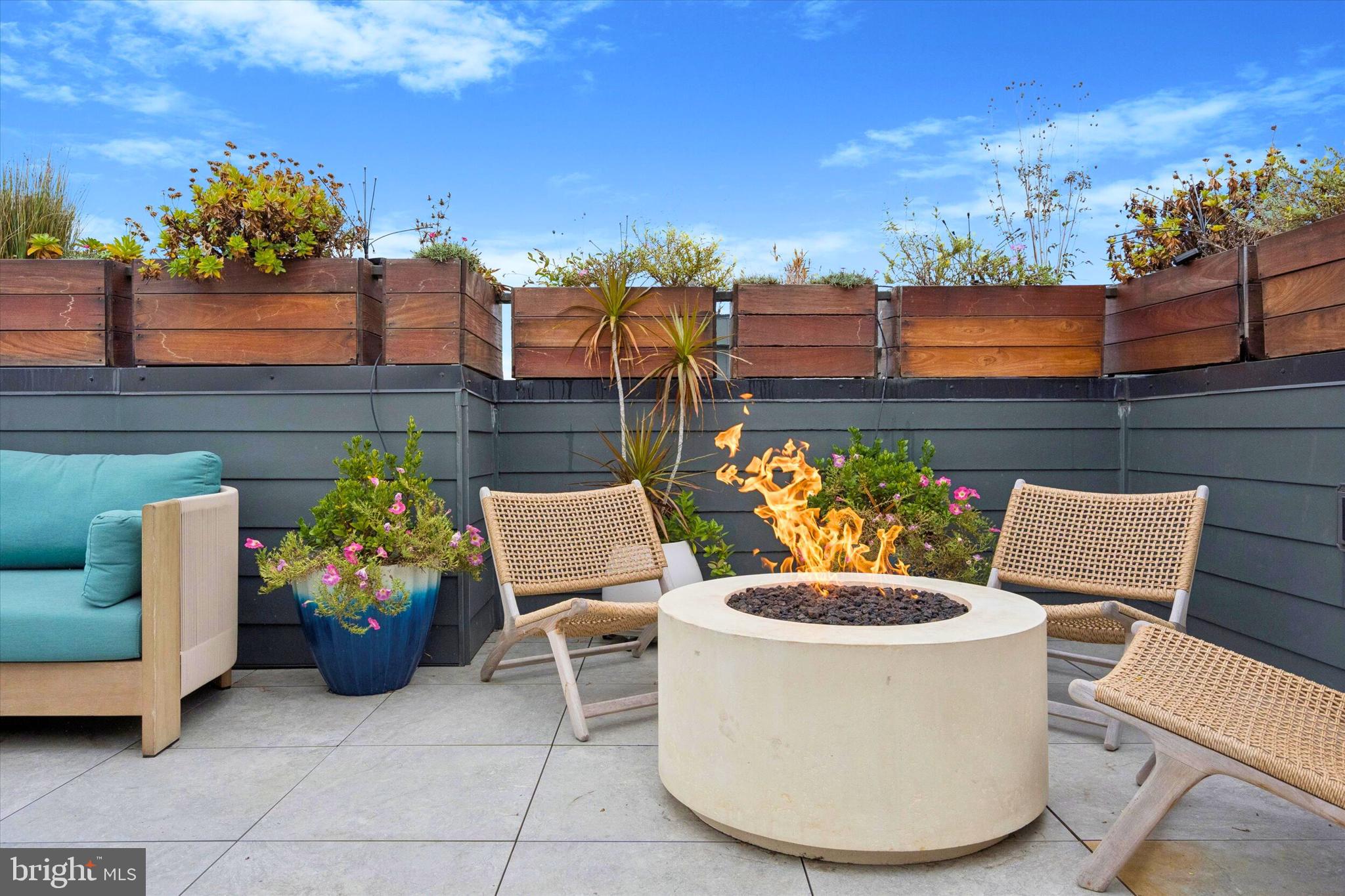 PASSYUNK SQUARE - Residential