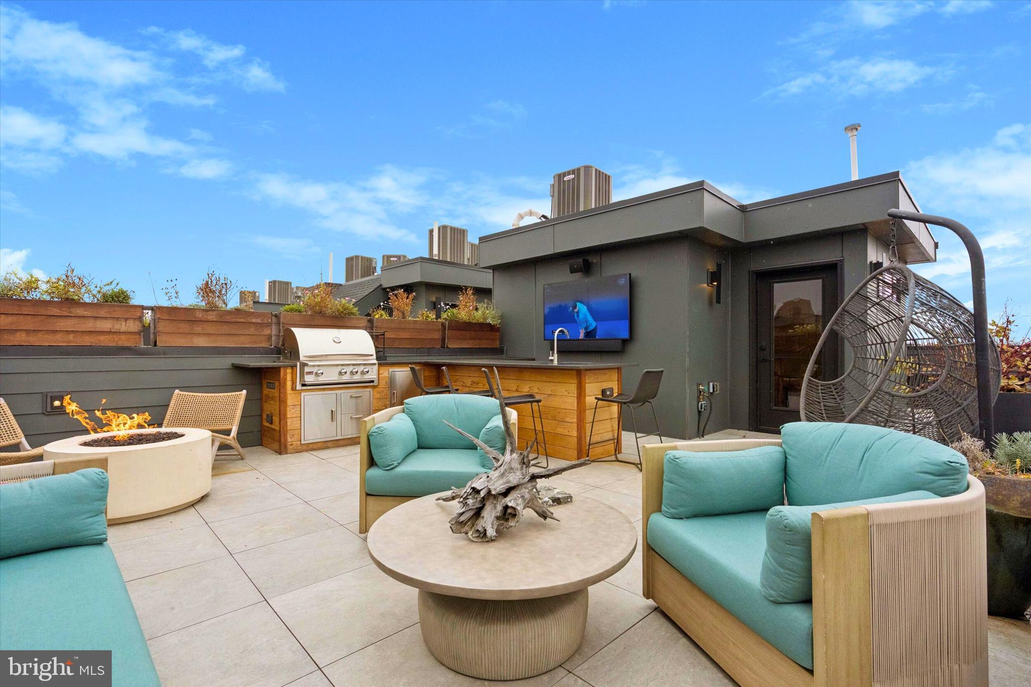 PASSYUNK SQUARE - Residential