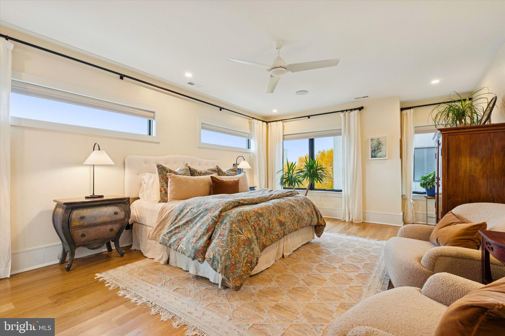 PASSYUNK SQUARE - Residential