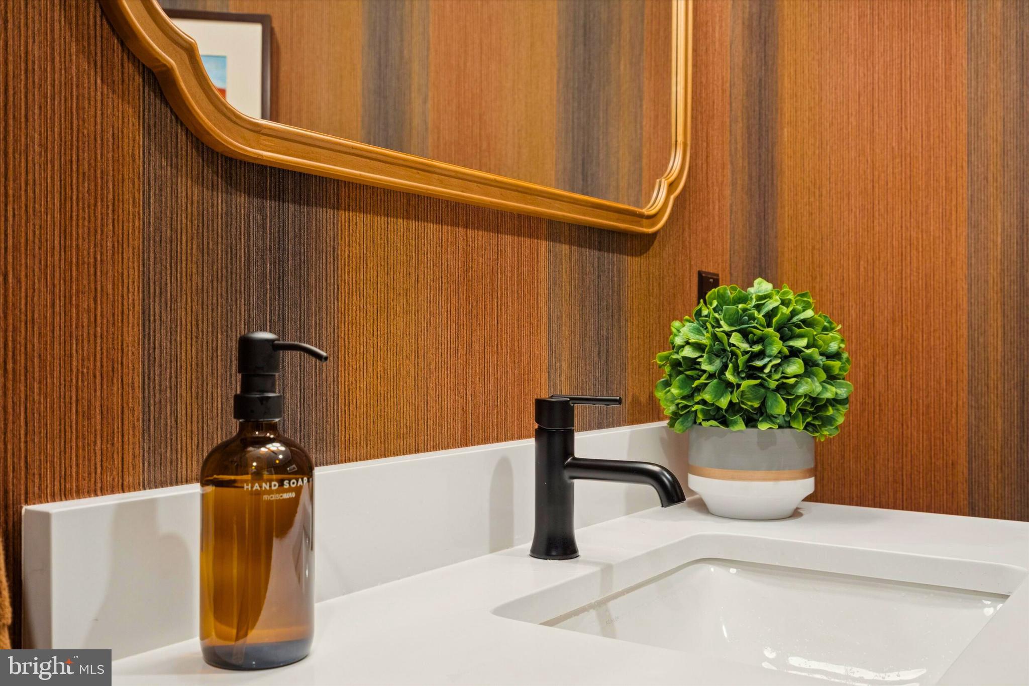 PASSYUNK SQUARE - Residential