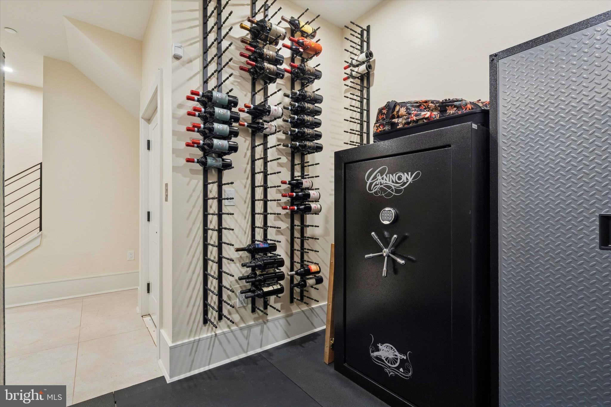 PASSYUNK SQUARE - Residential