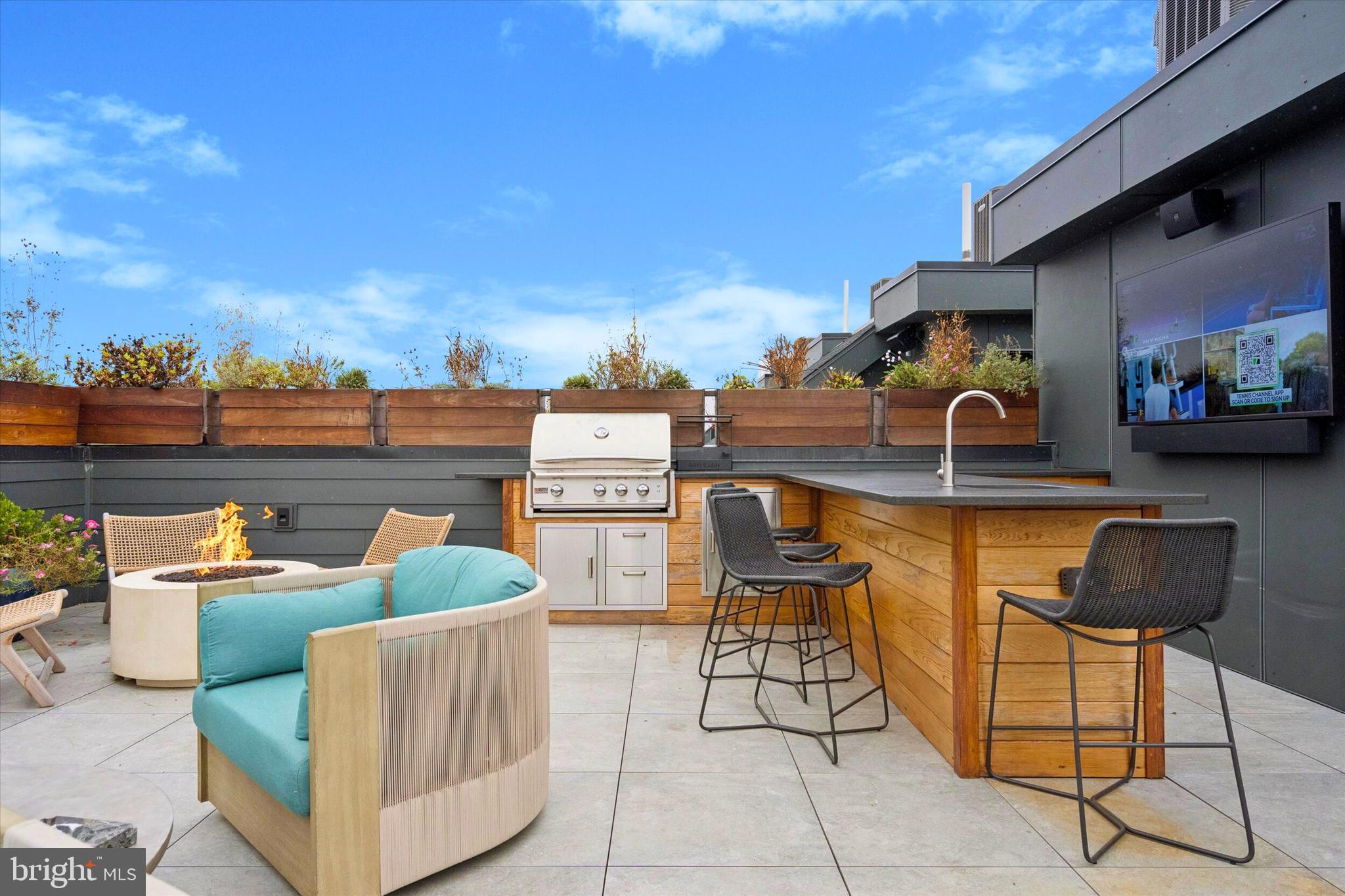 PASSYUNK SQUARE - Residential