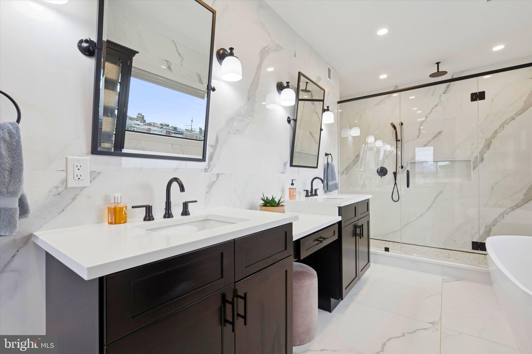 PASSYUNK SQUARE - Residential