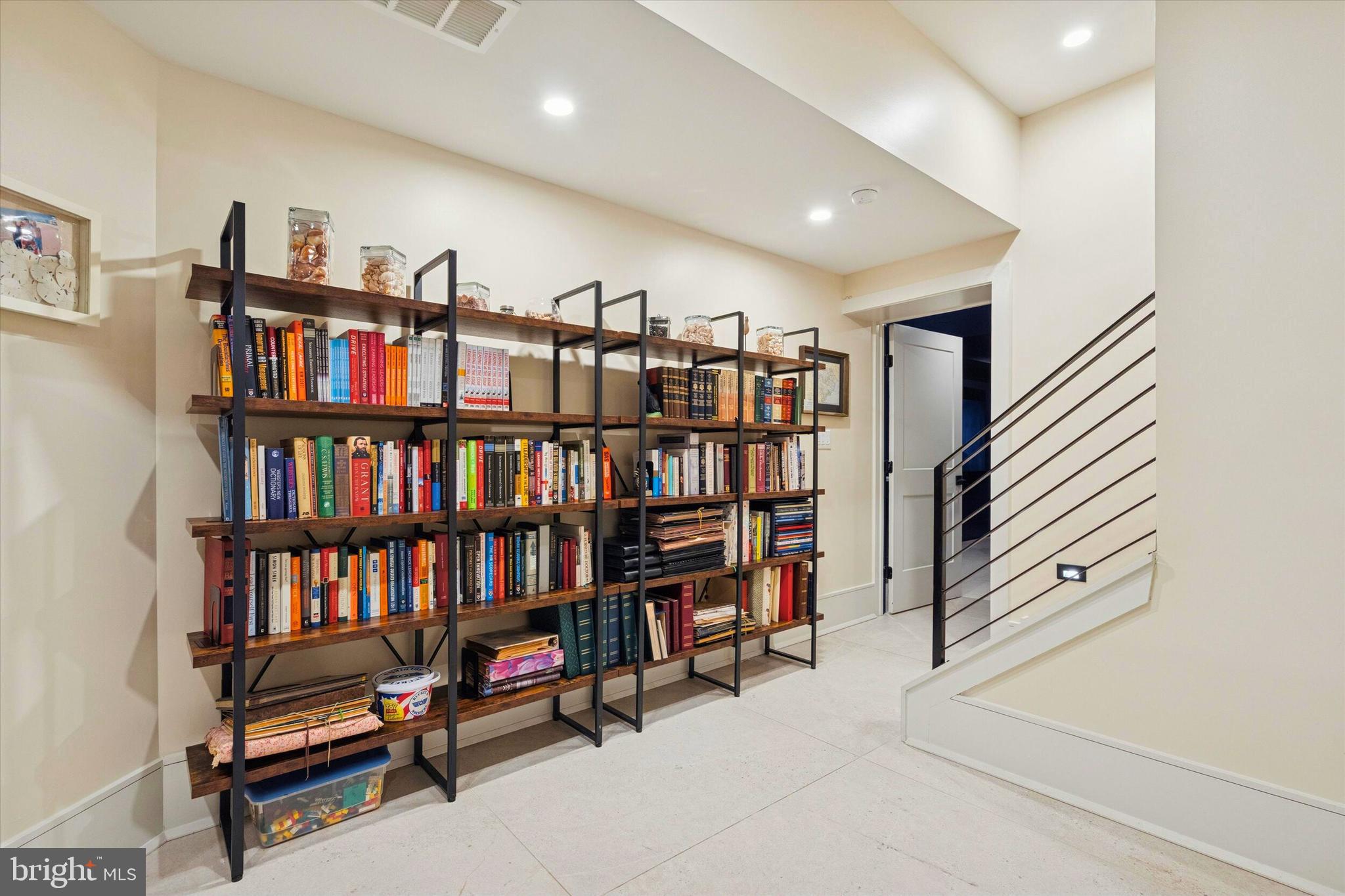 PASSYUNK SQUARE - Residential