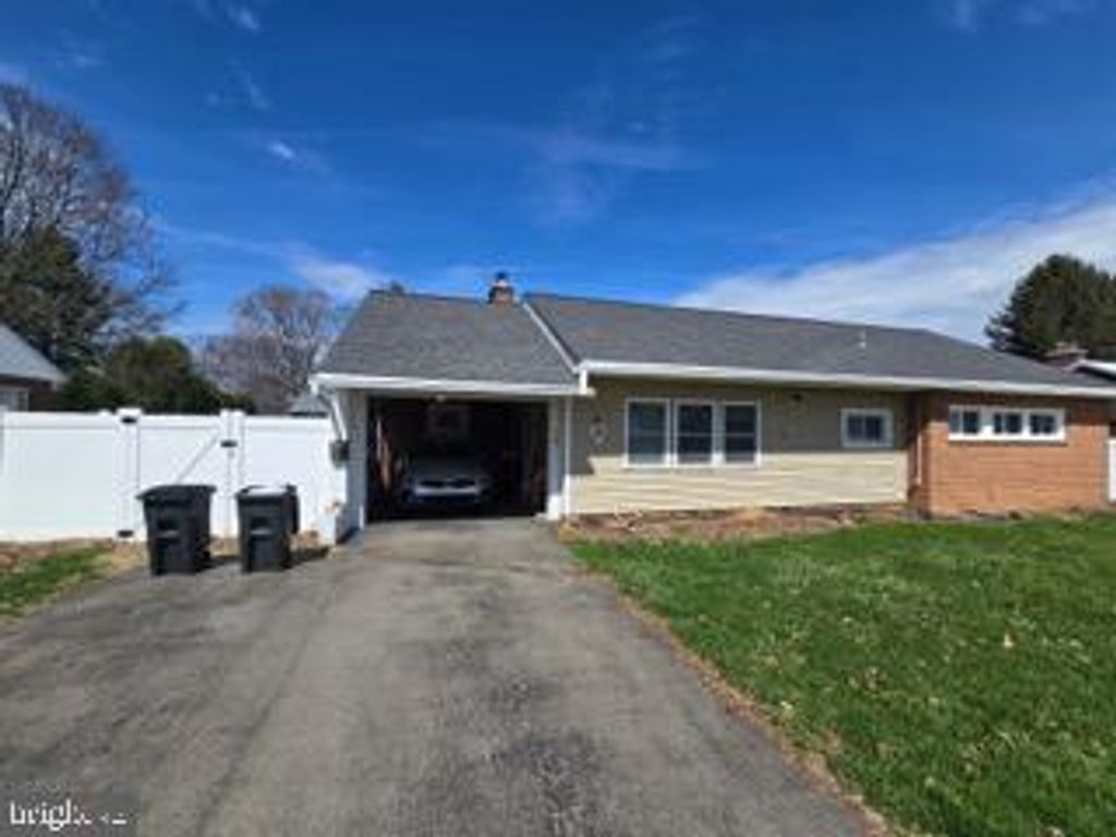 Photo of 55 Stanley Avenue, LANDISVILLE, PA 17538 (MLS # PALA2085992)