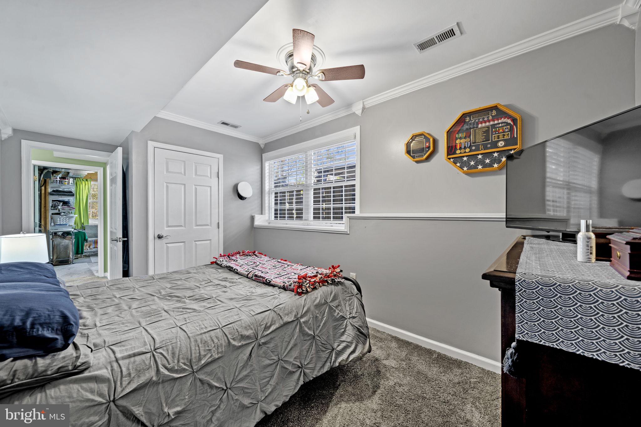 LAKE LAND OR - Residential