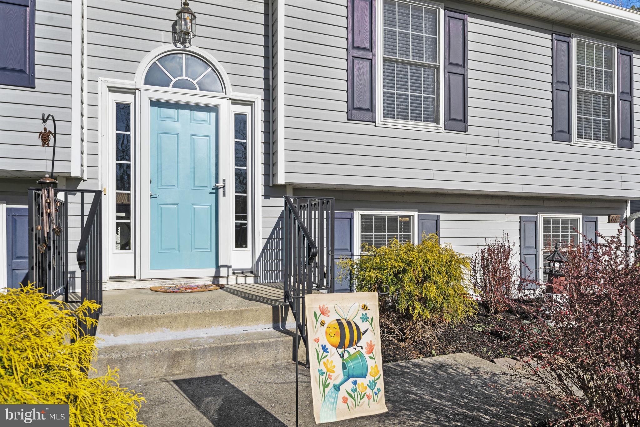 LAKE LAND OR - Residential