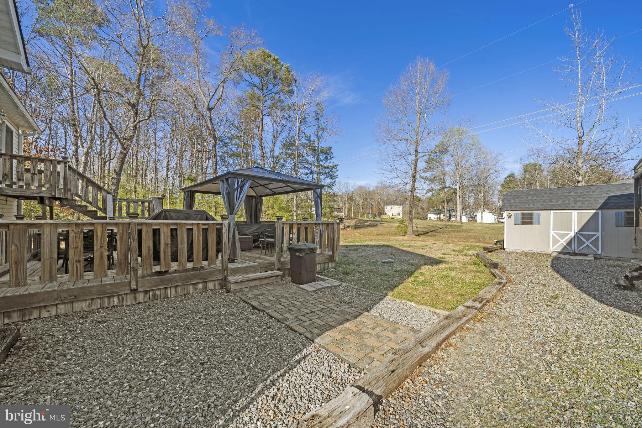 LAKE LAND OR - Residential