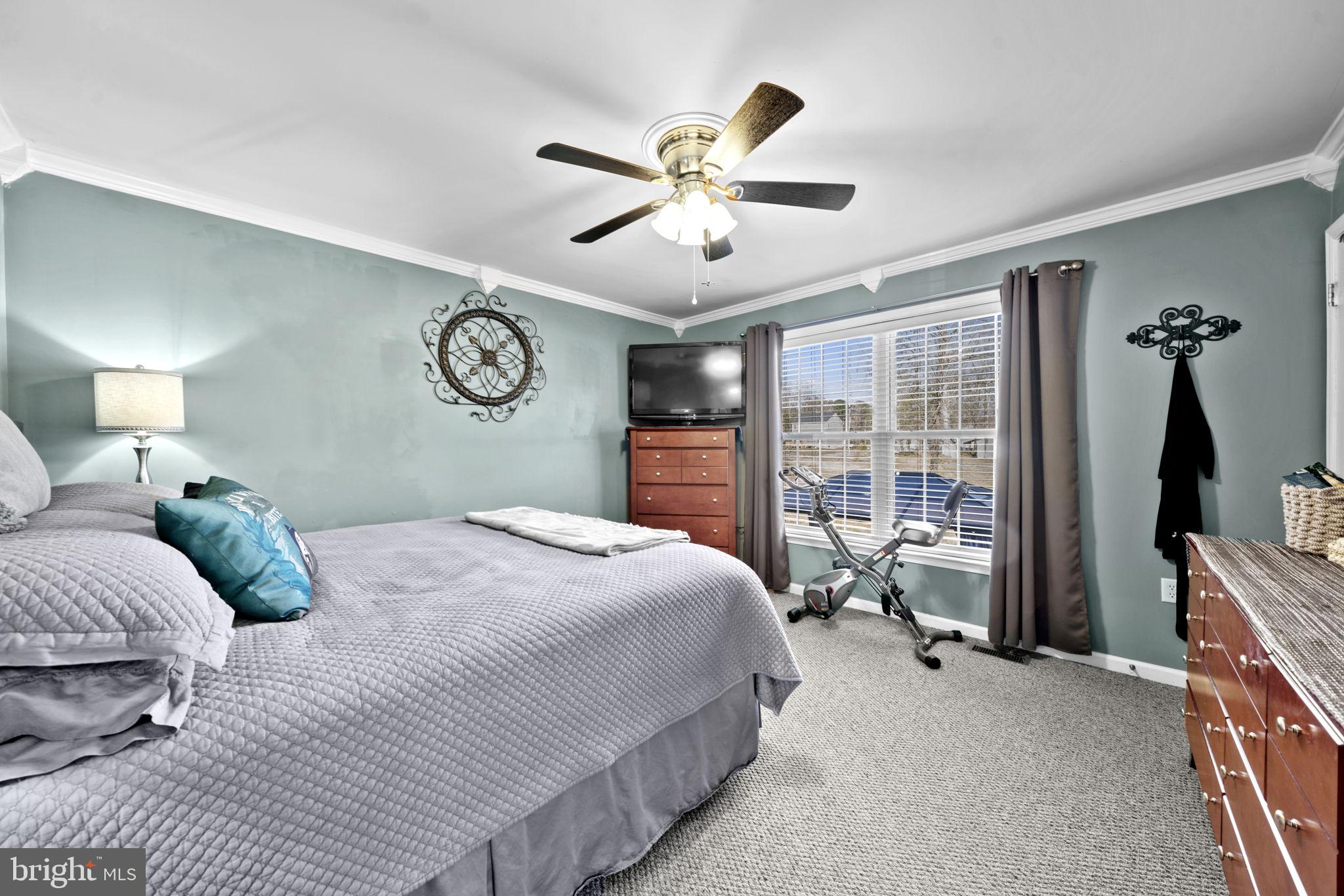 LAKE LAND OR - Residential