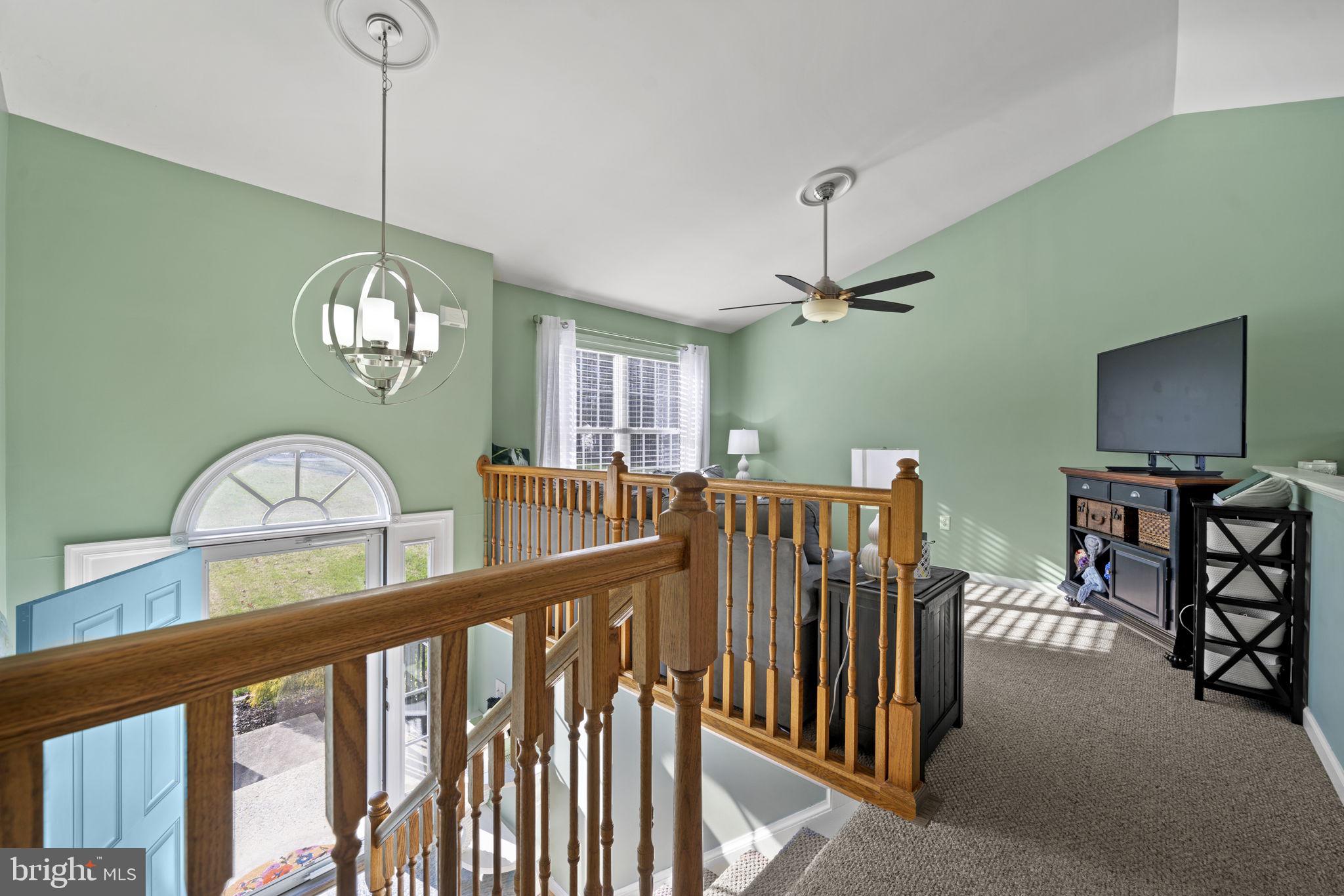 LAKE LAND OR - Residential