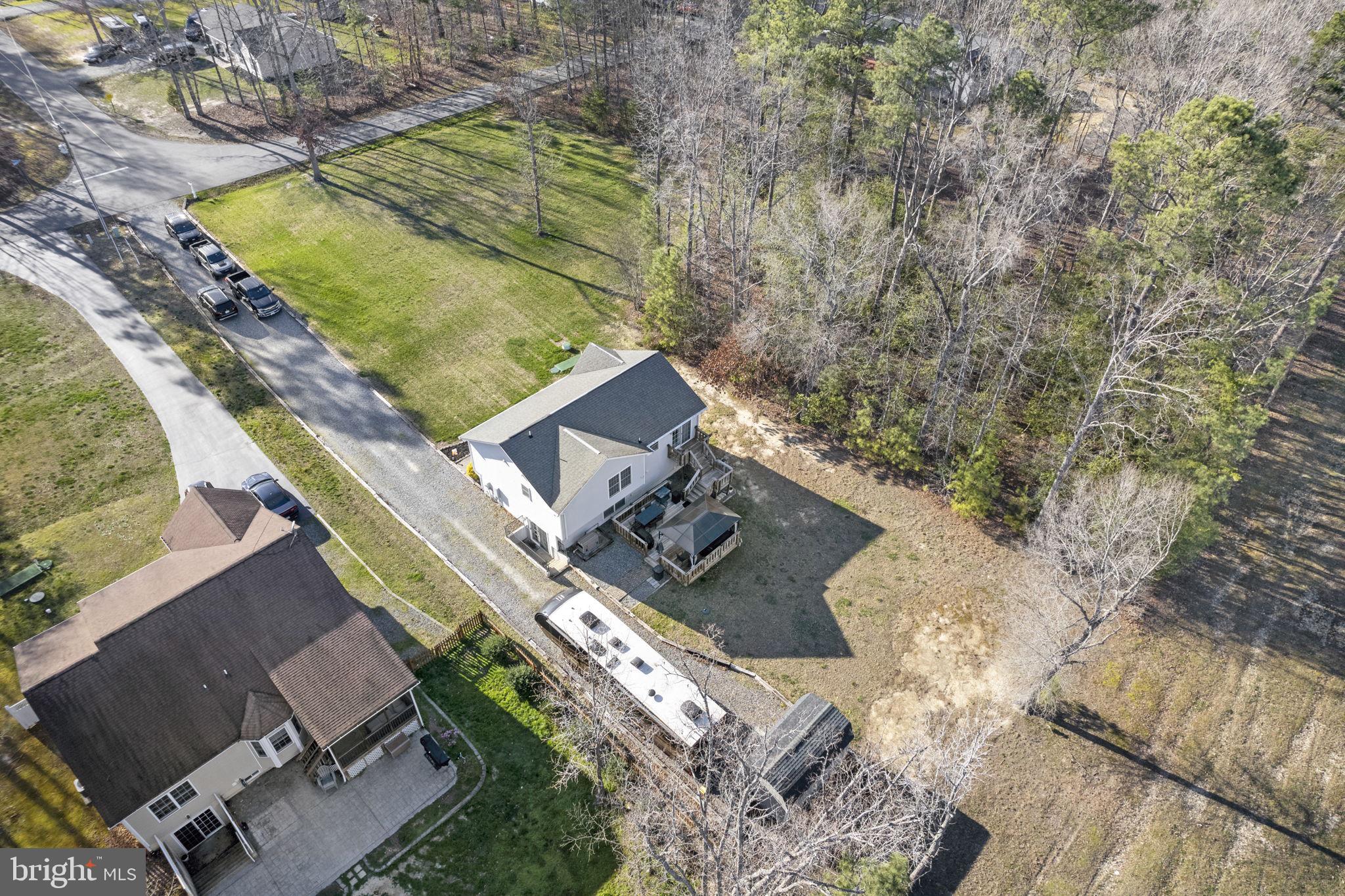 LAKE LAND OR - Residential