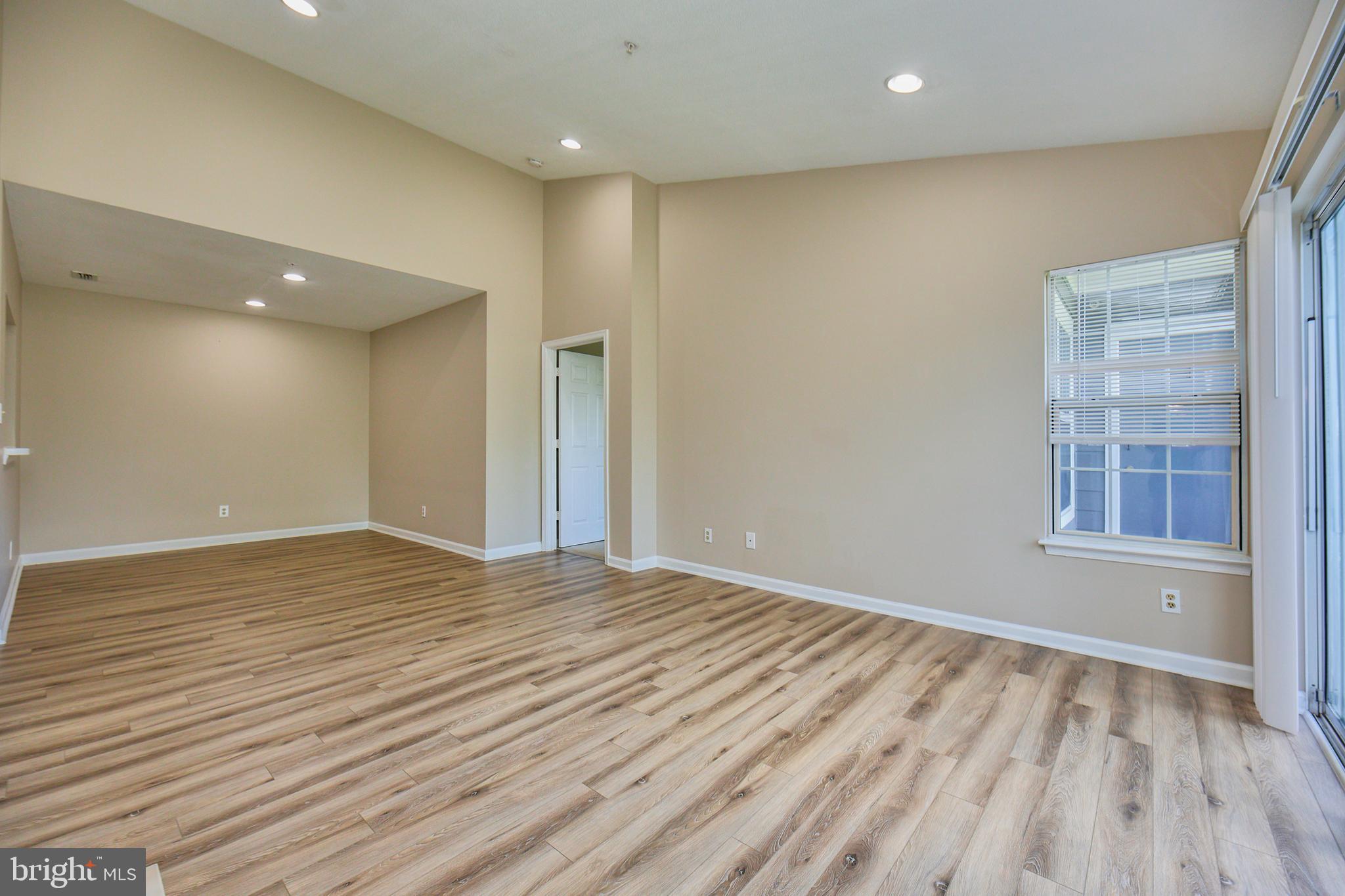 SOUTH GLEN - Residential Lease