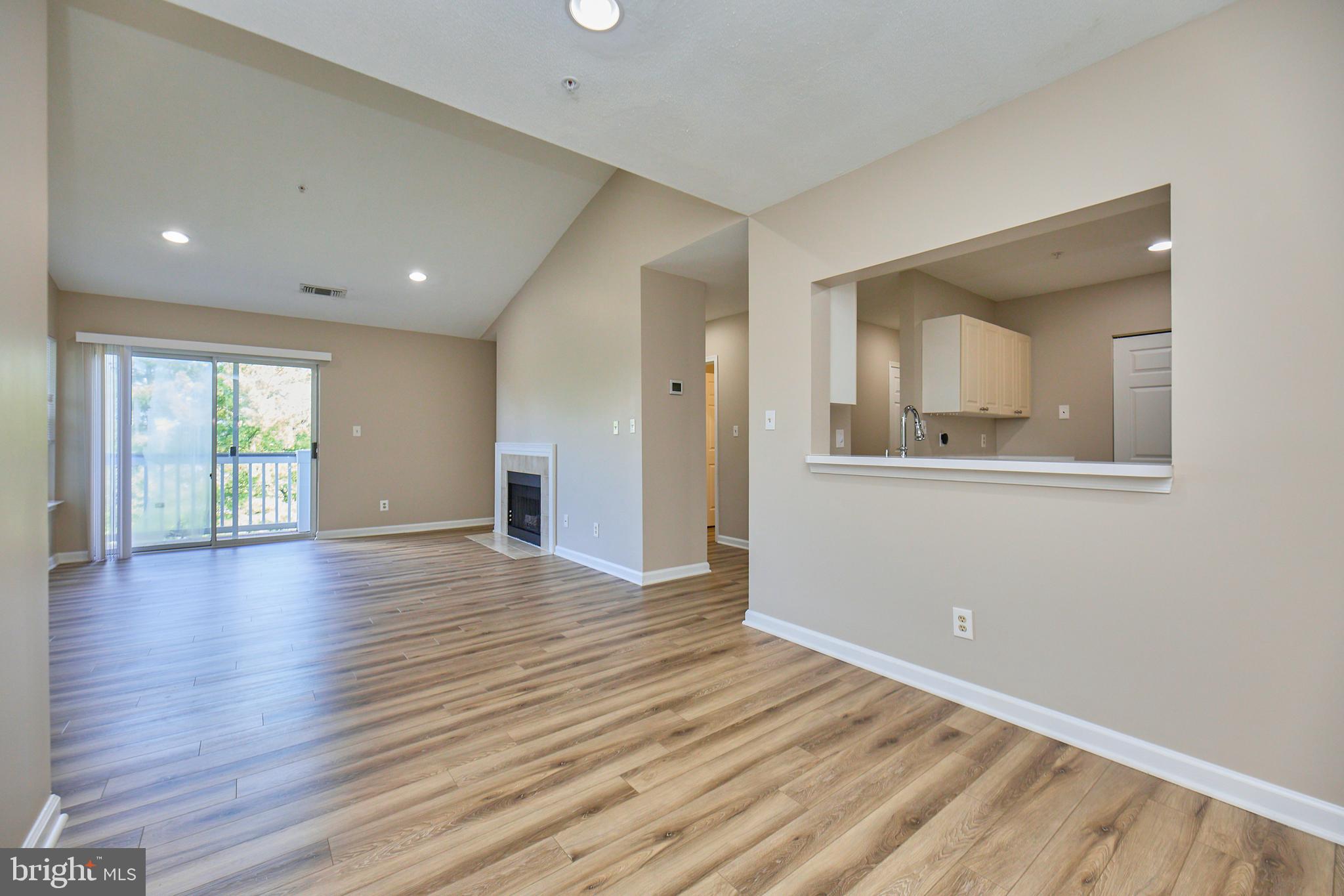 SOUTH GLEN - Residential Lease