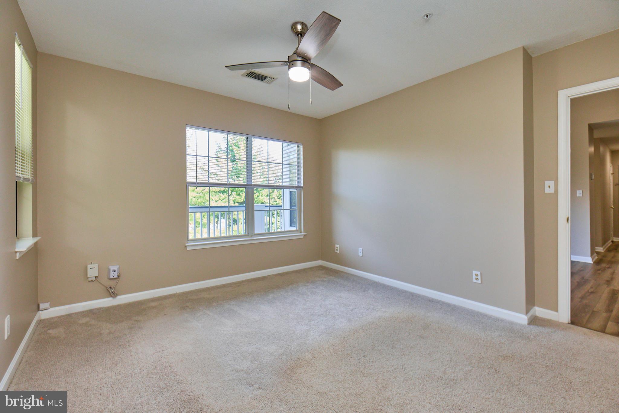 SOUTH GLEN - Residential Lease