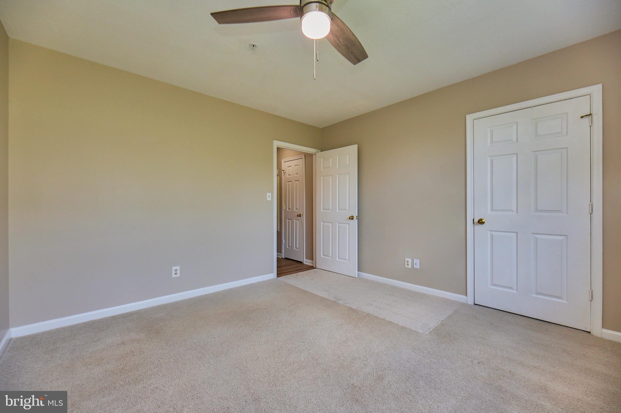 SOUTH GLEN - Residential Lease