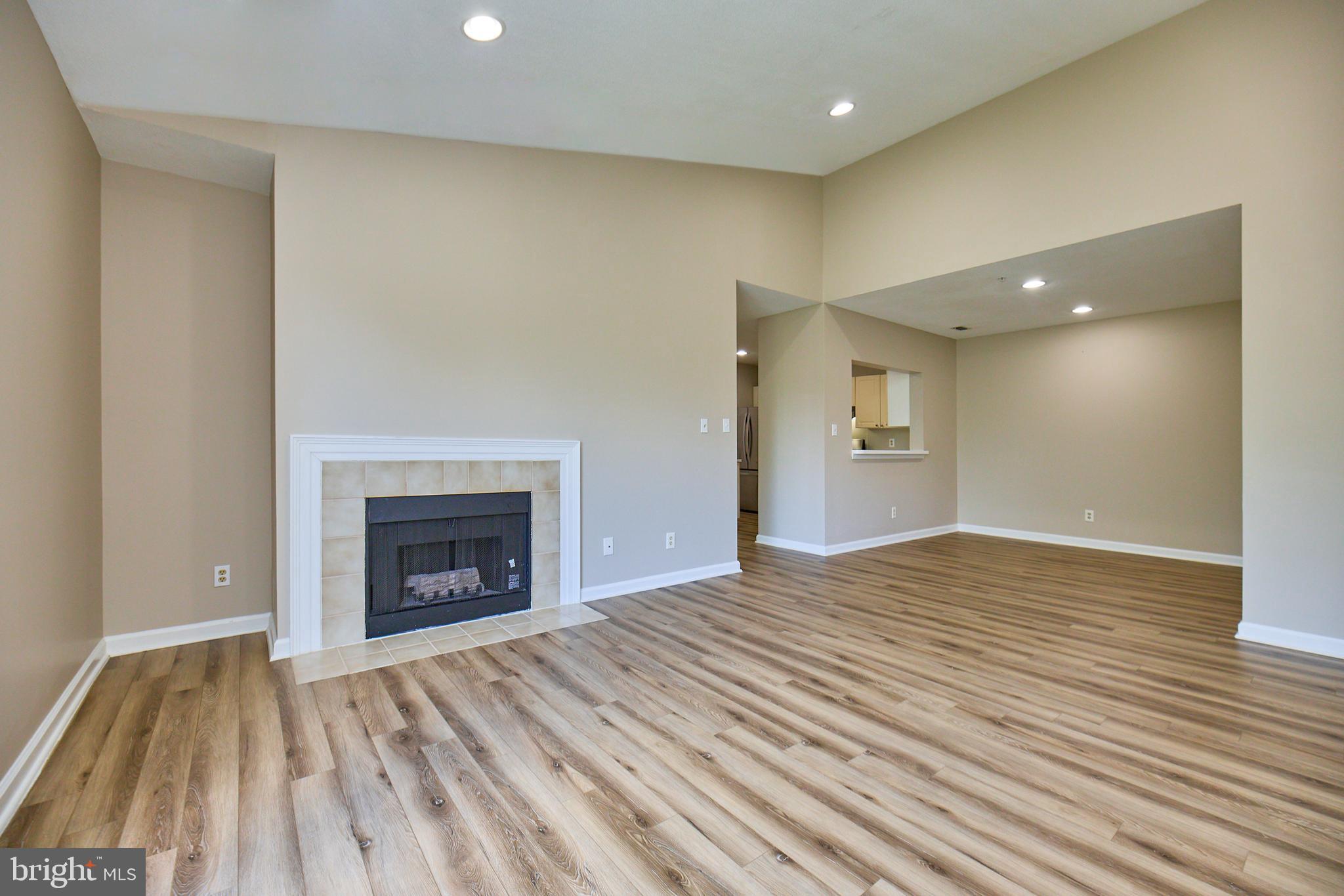 SOUTH GLEN - Residential Lease