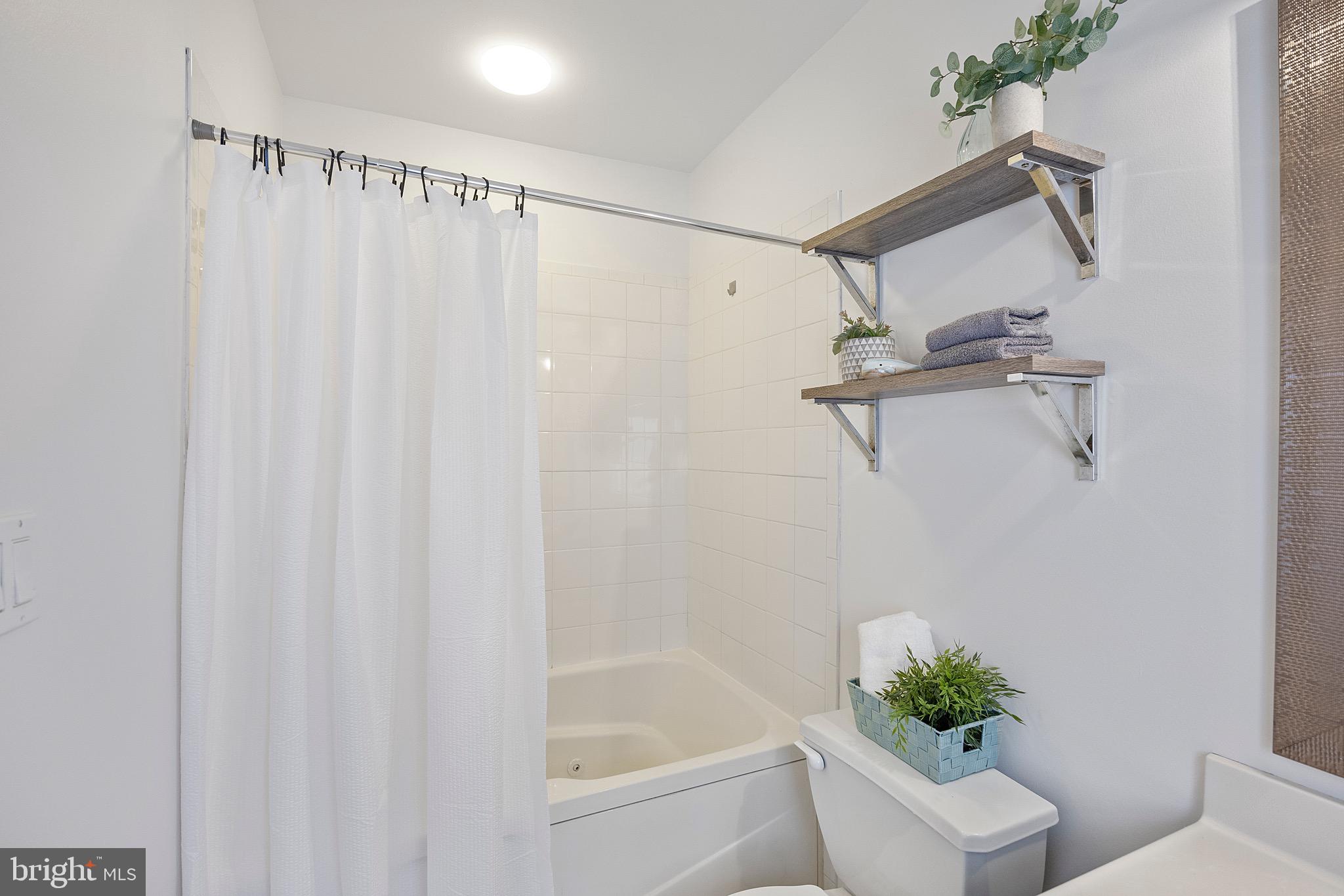 UPPER FELLS POINT - Residential