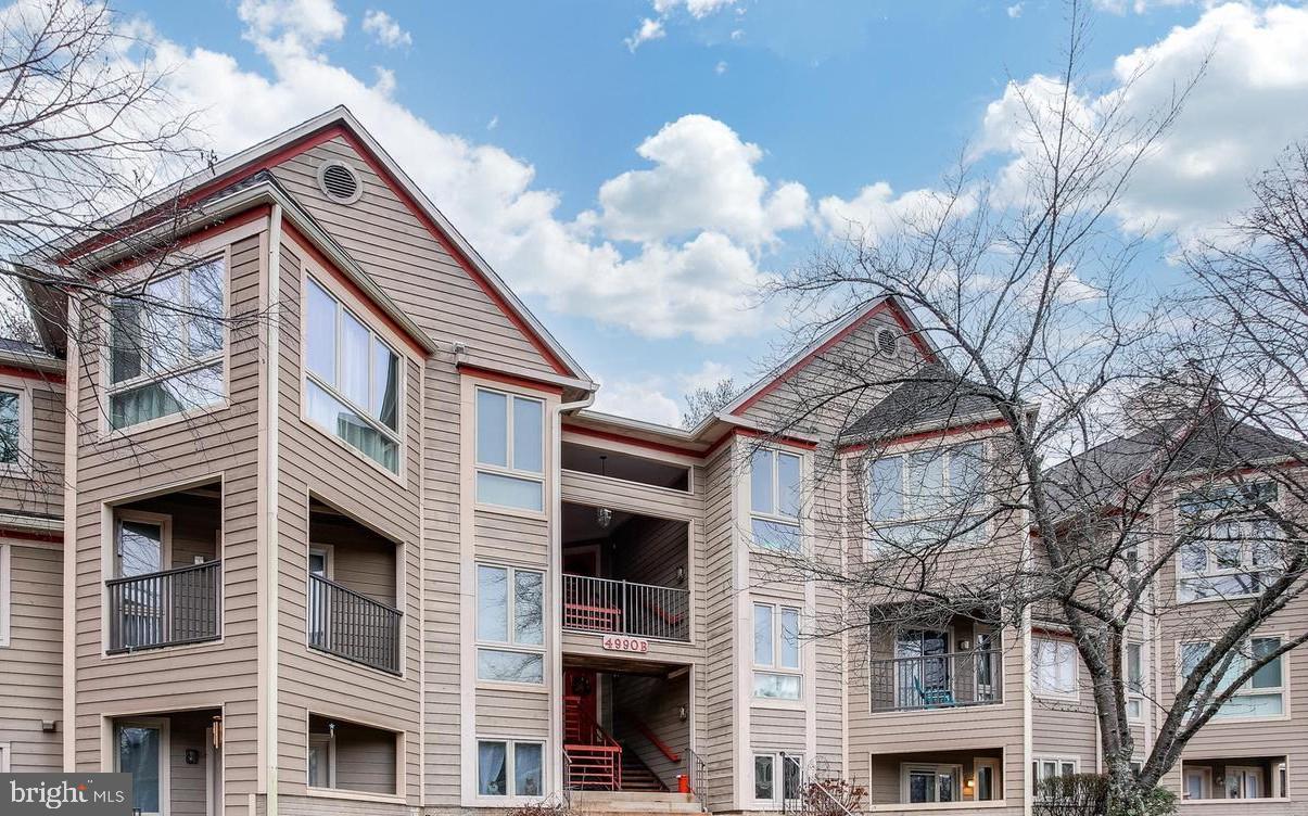 DORSEY HALL - Residential