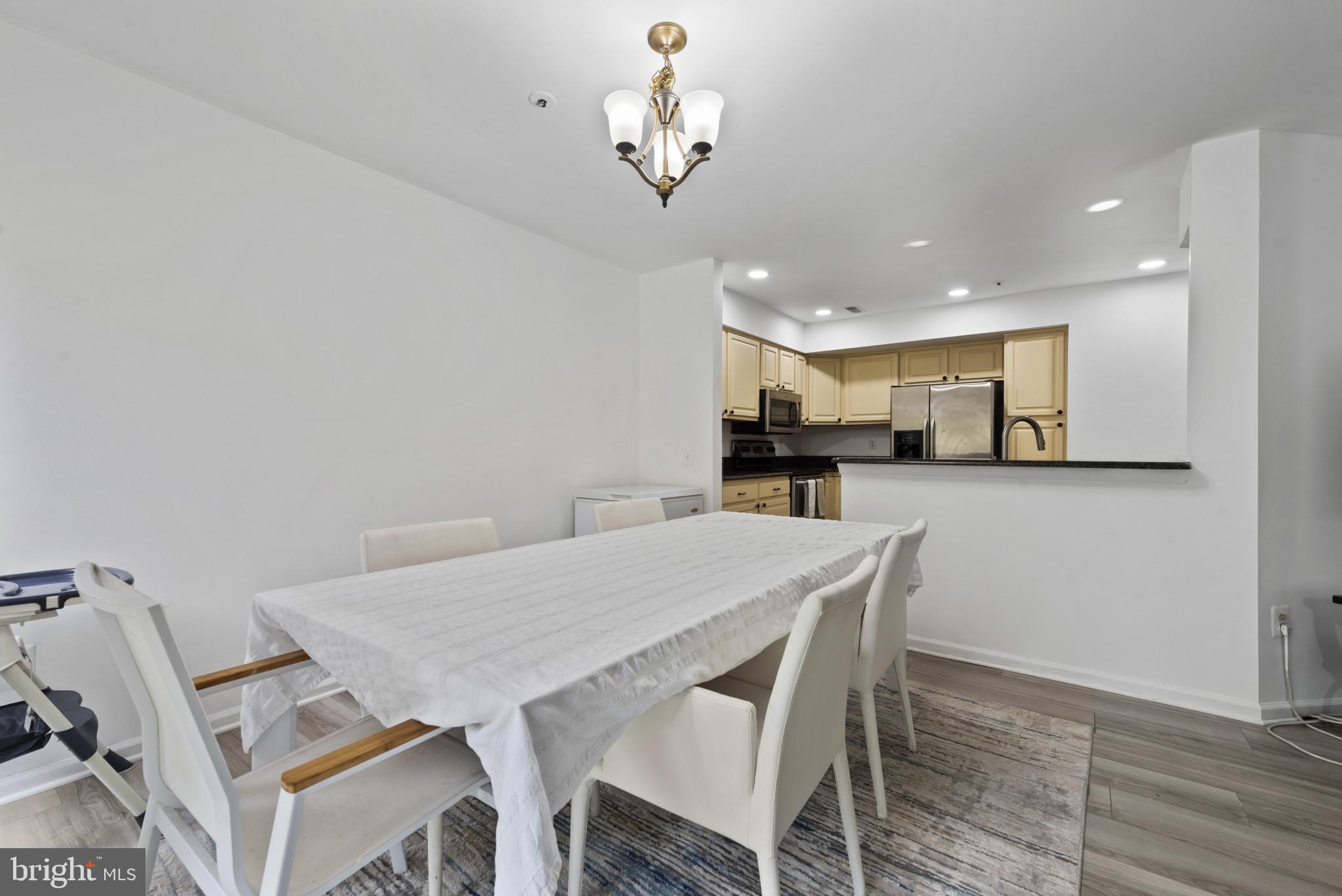 DORSEY HALL - Residential