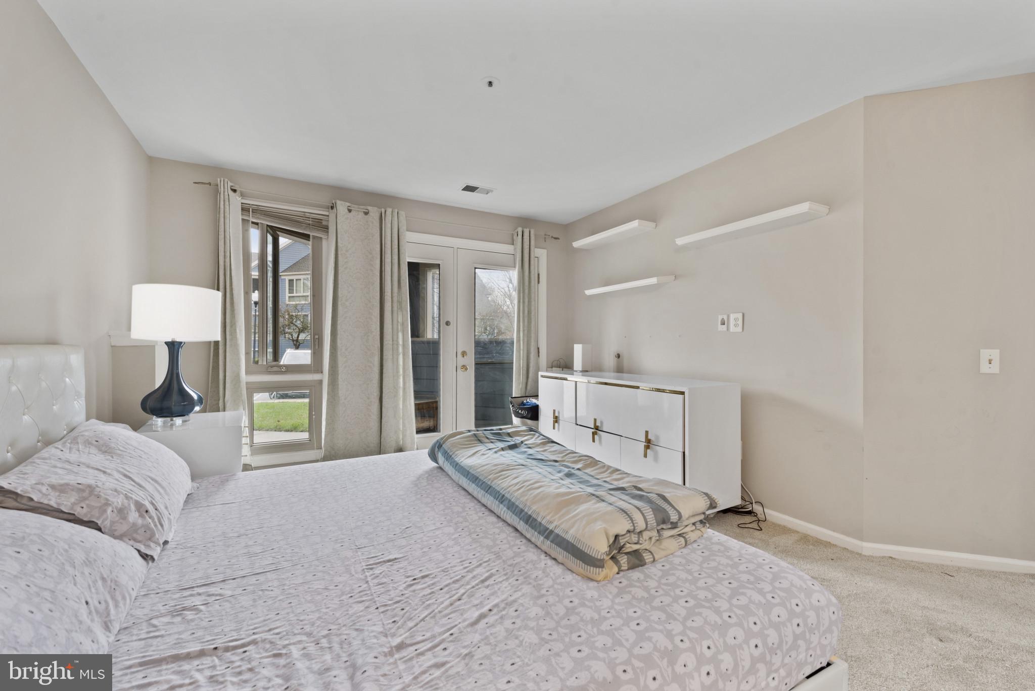 DORSEY HALL - Residential