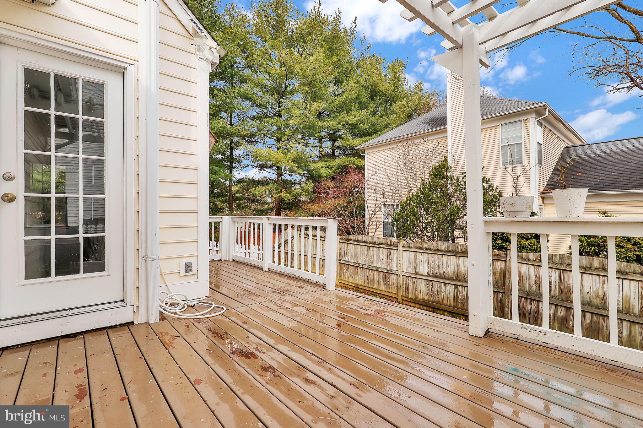 APPLE RIDGE - Residential