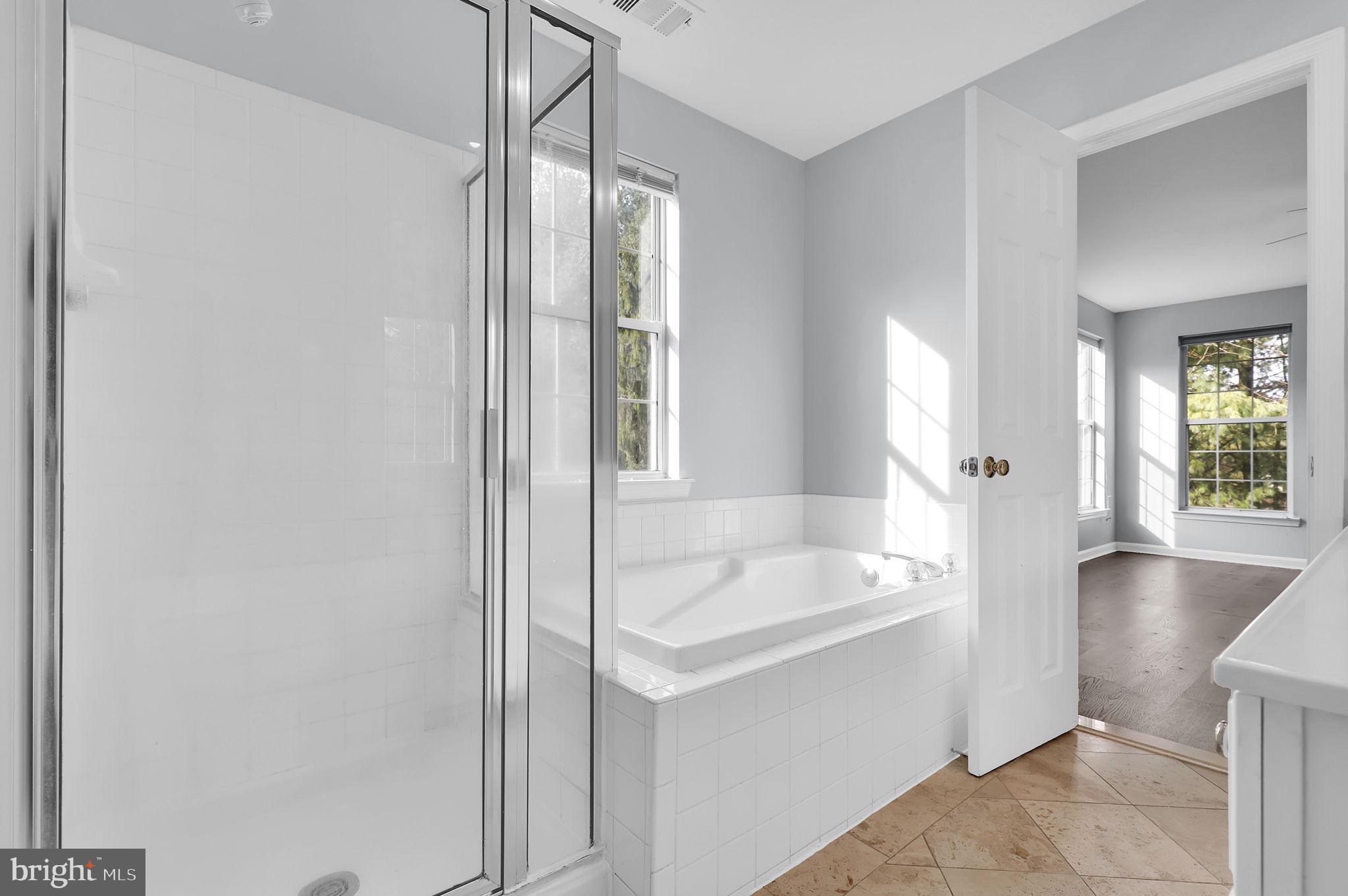 APPLE RIDGE - Residential