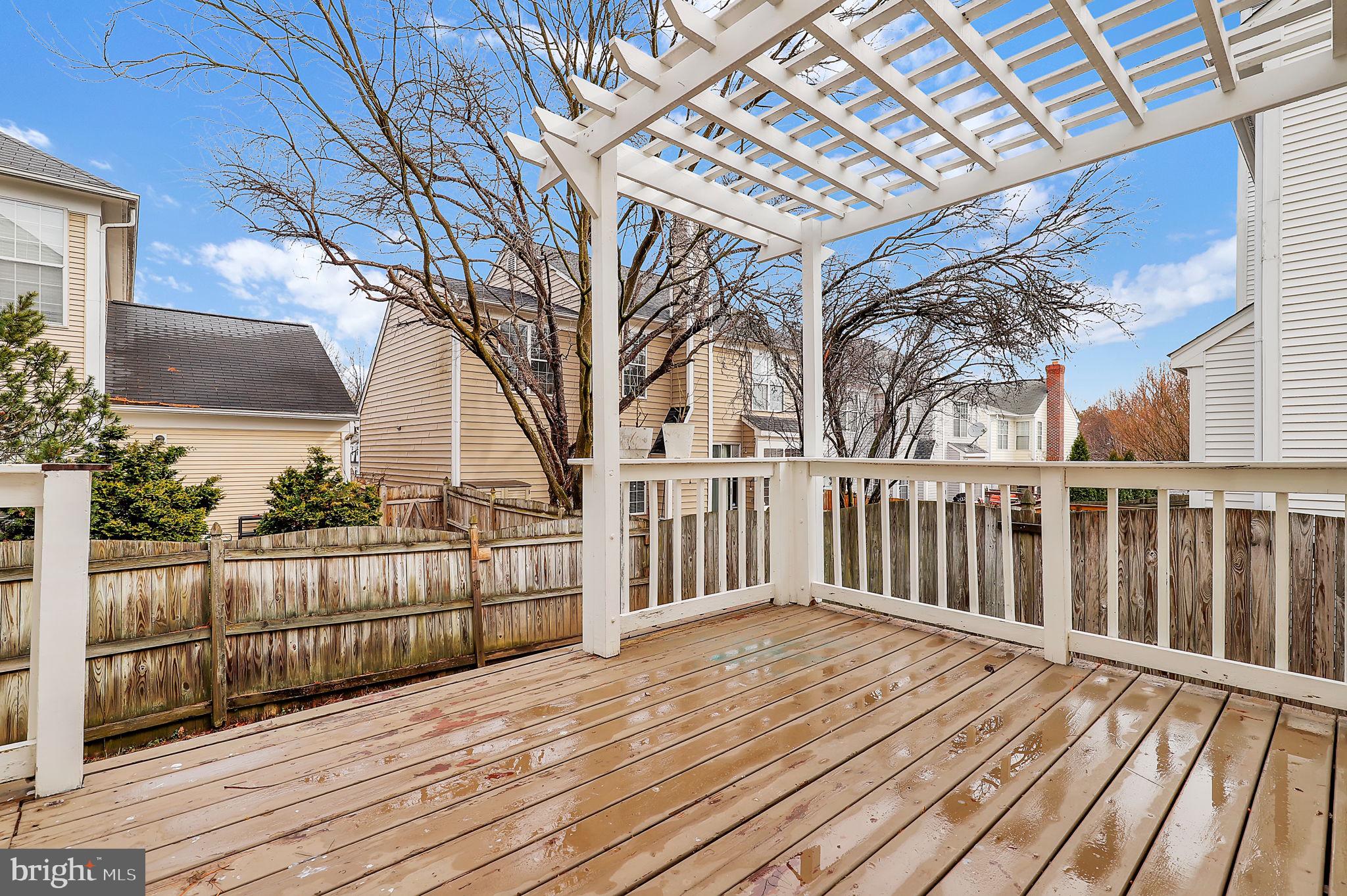 APPLE RIDGE - Residential