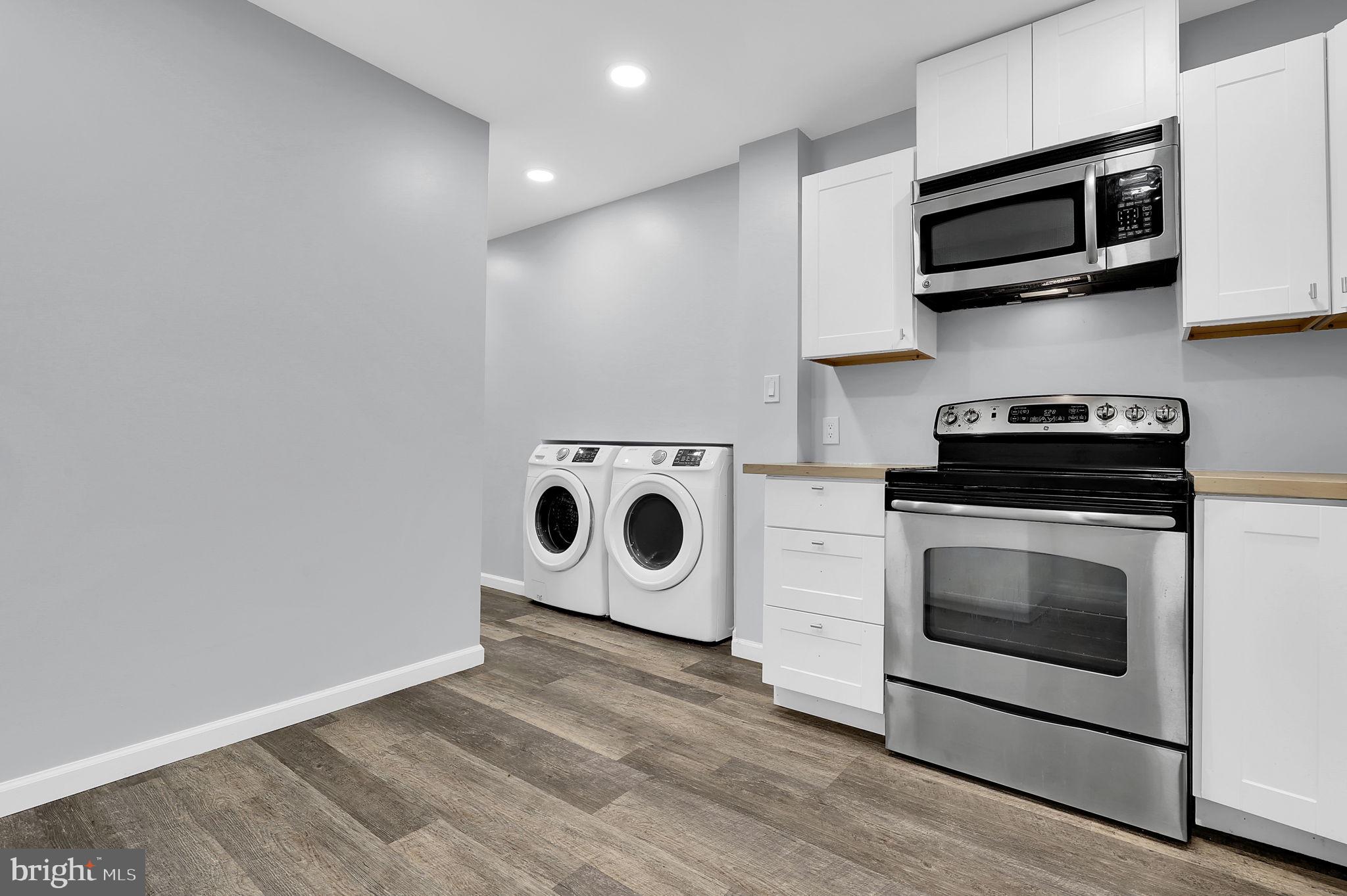 APPLE RIDGE - Residential