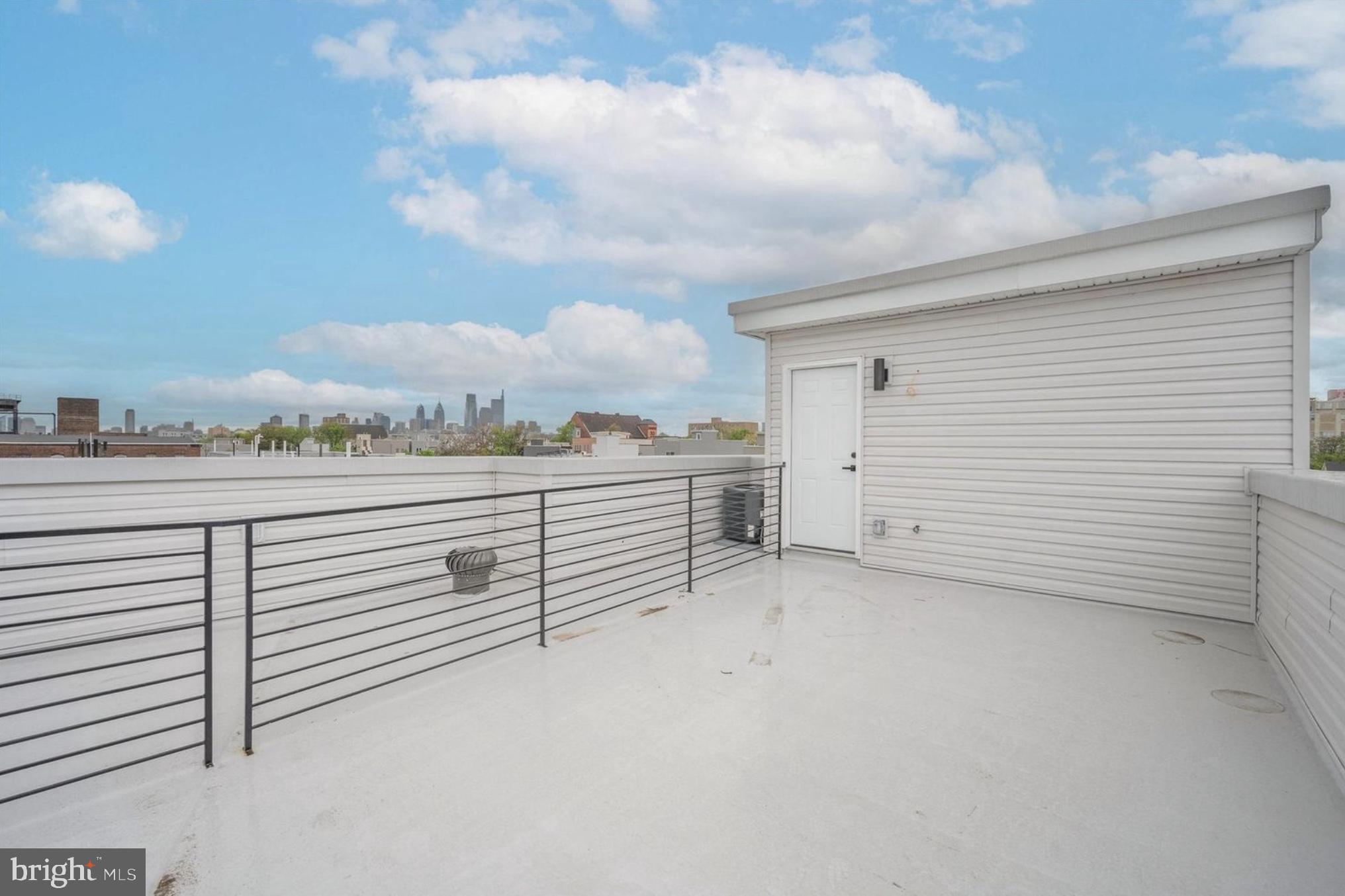 OLDE KENSINGTON - Residential Lease