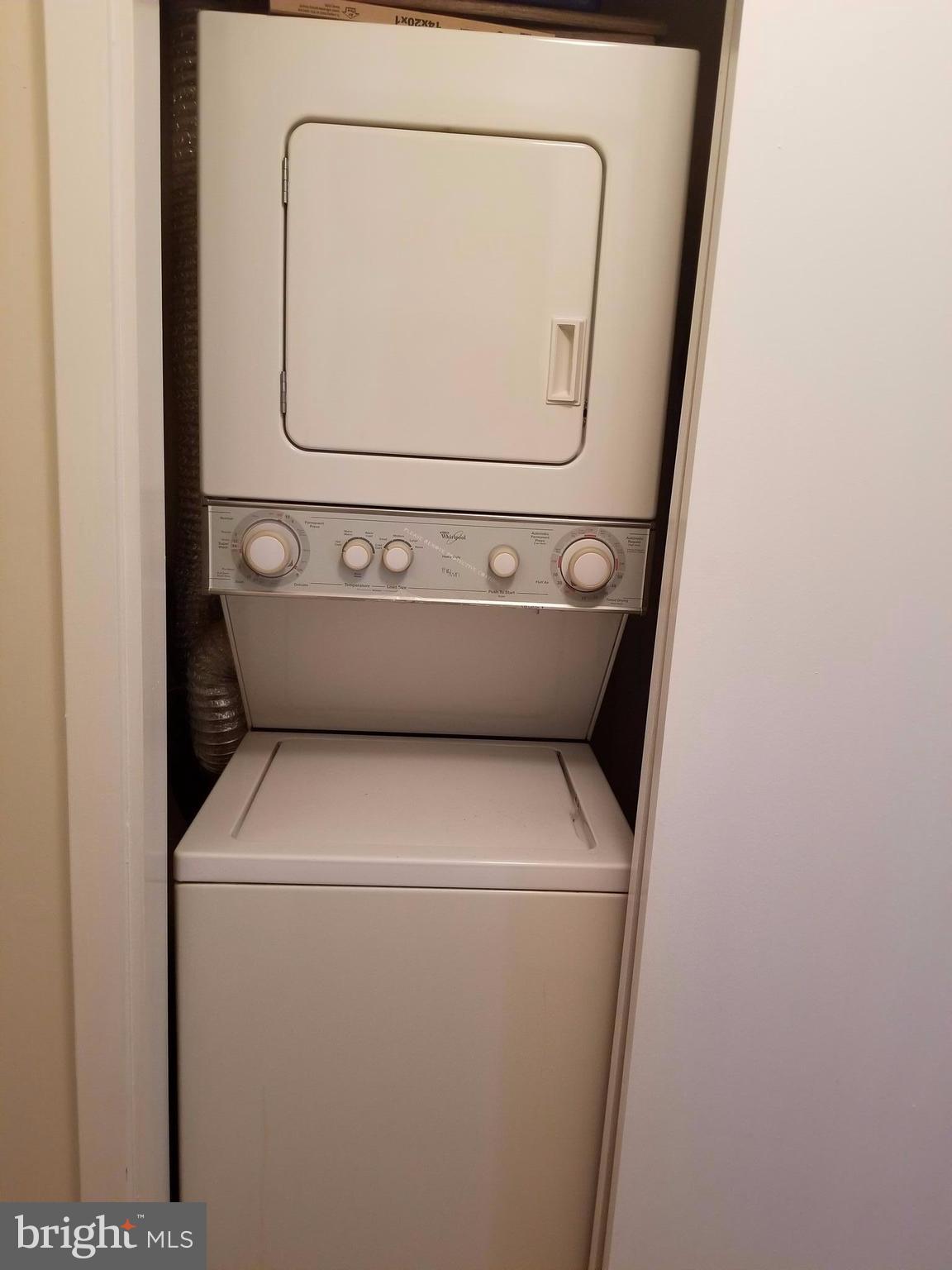 CHRISTOPHER COURT - Residential Lease