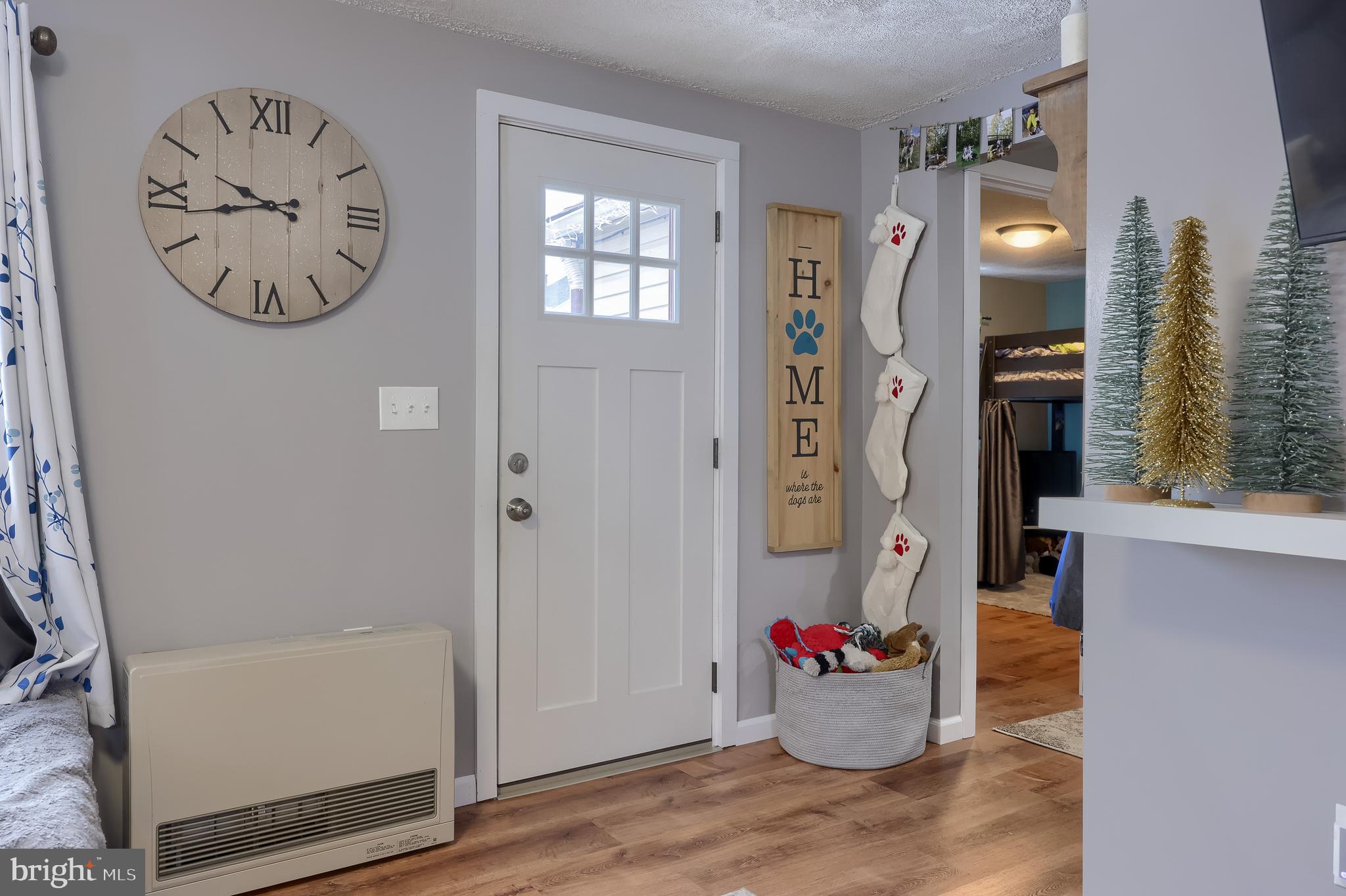 HEBRON - Residential