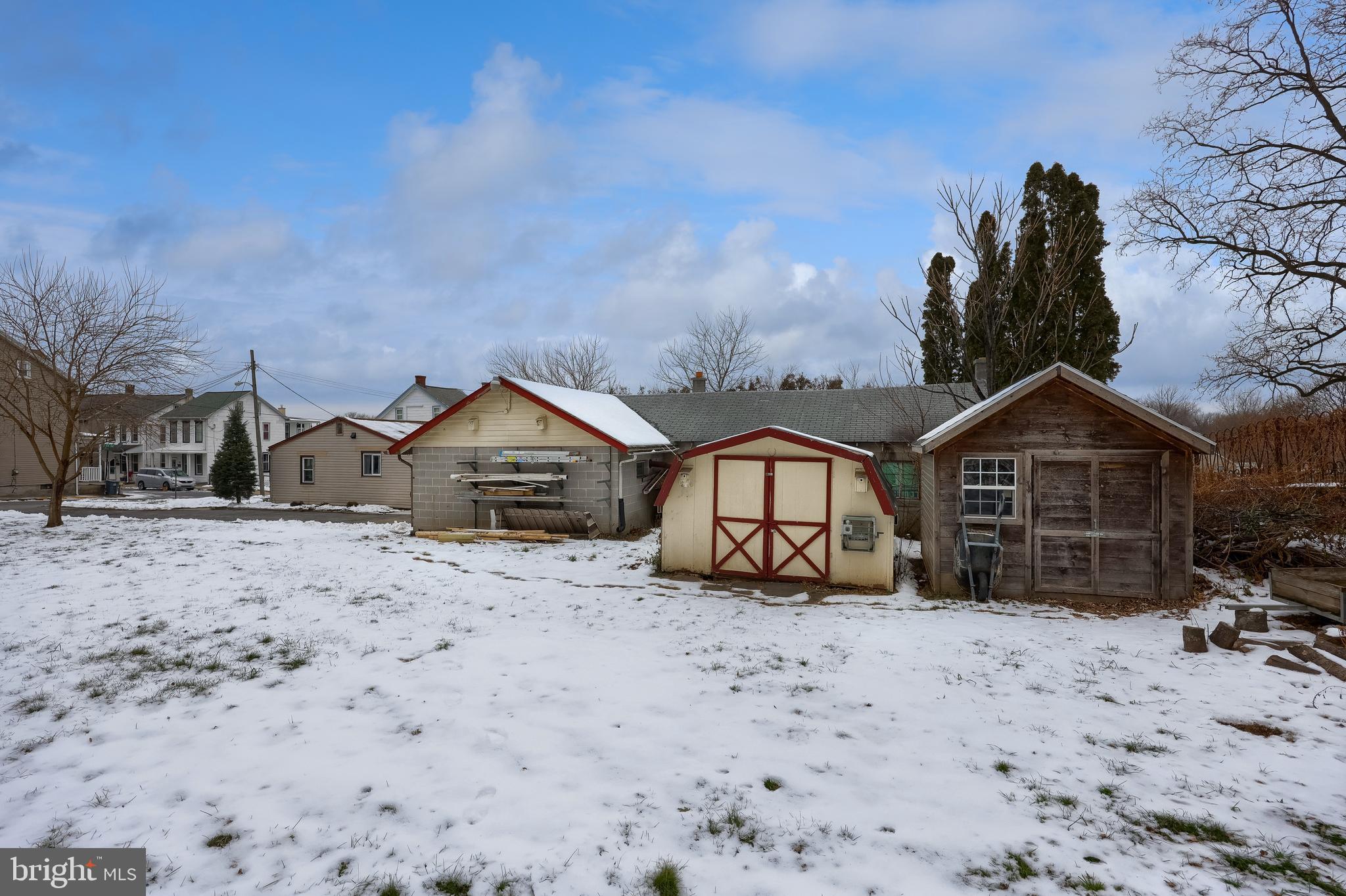 HEBRON - Residential