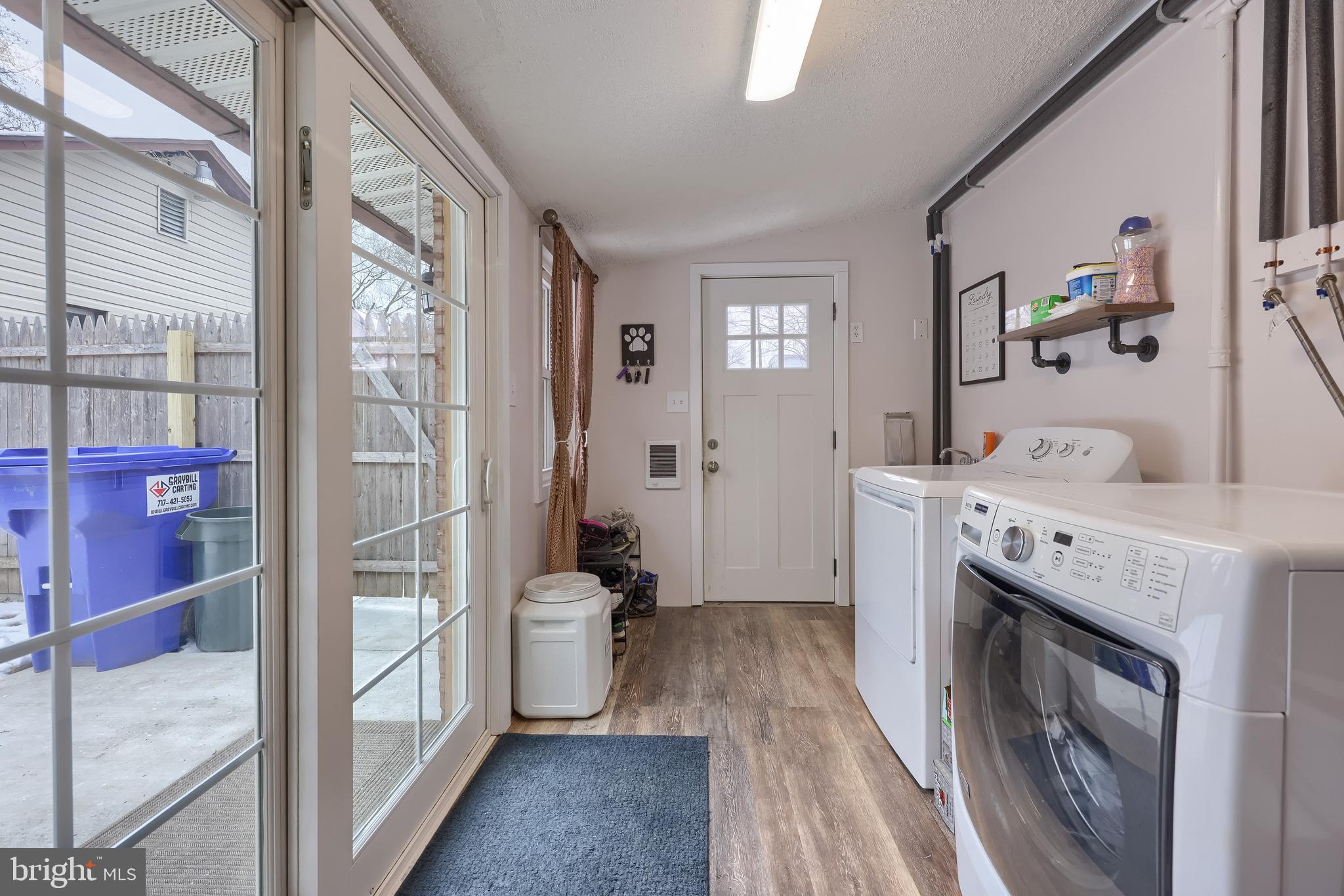 HEBRON - Residential