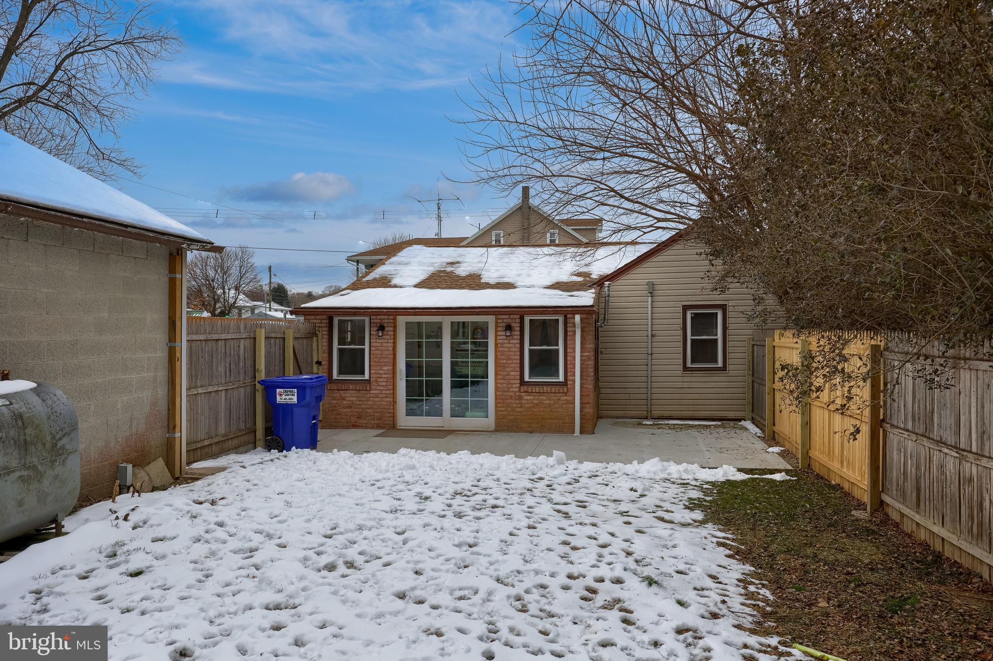 HEBRON - Residential