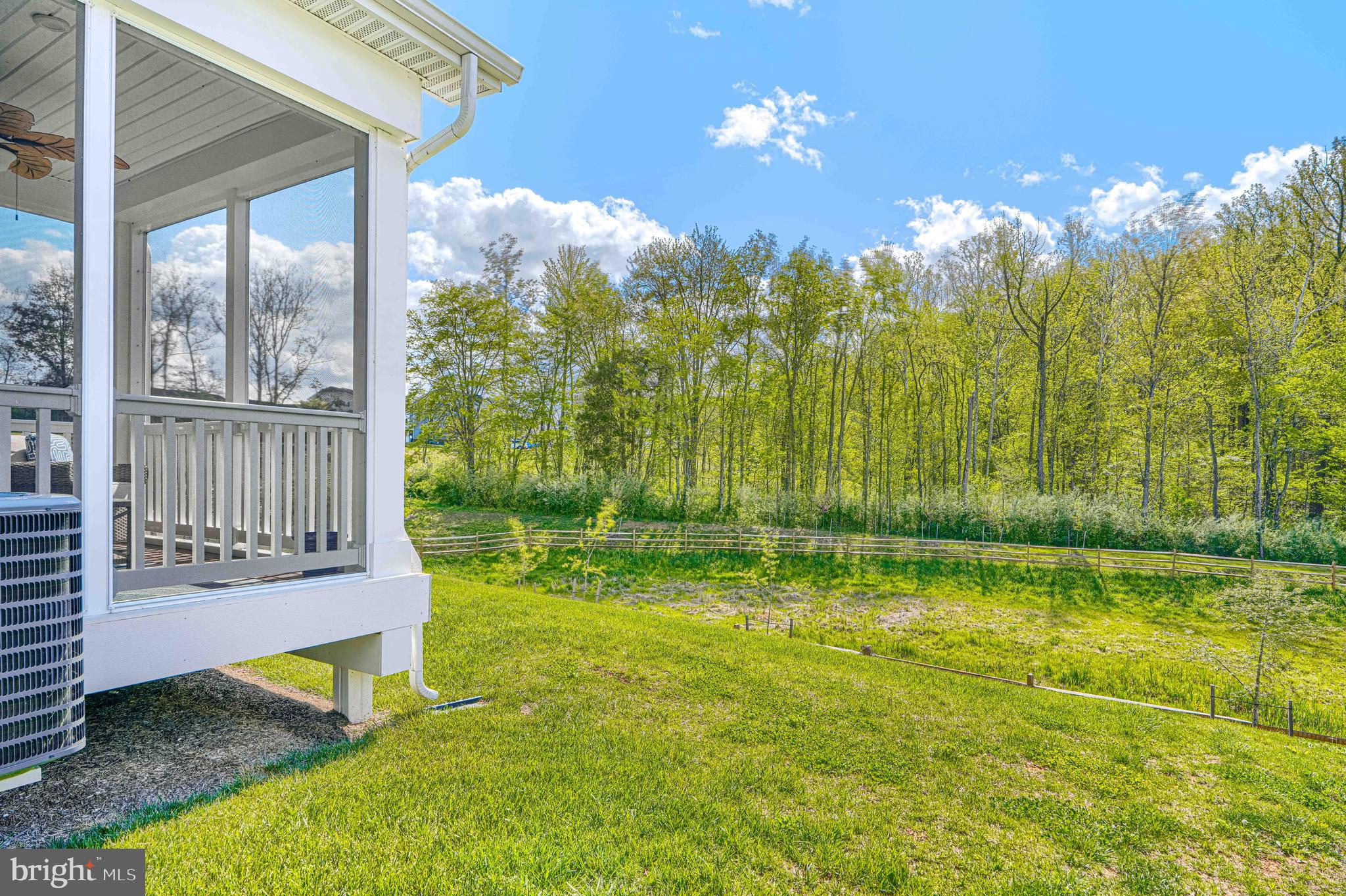 JAMES RUN CARRIAGE HOMES - Residential