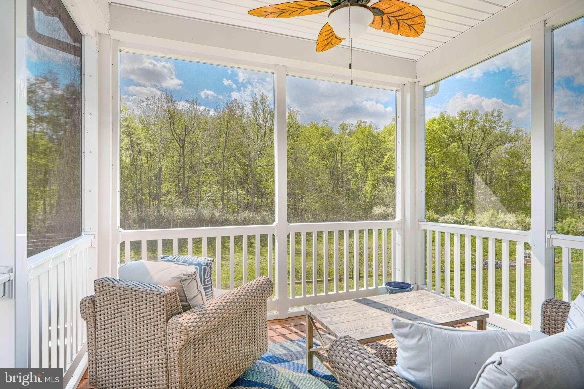 JAMES RUN CARRIAGE HOMES - Residential