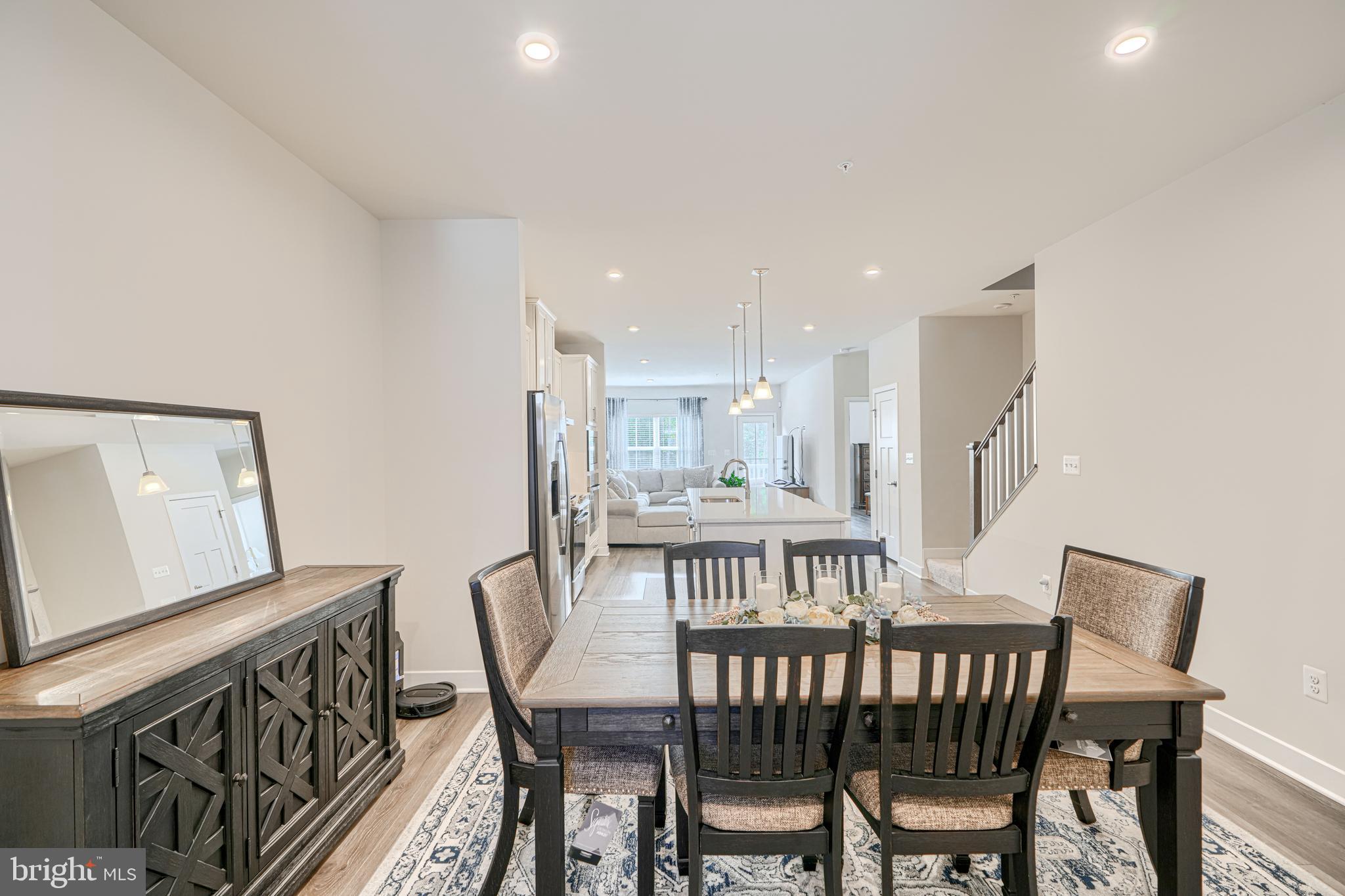 JAMES RUN CARRIAGE HOMES - Residential